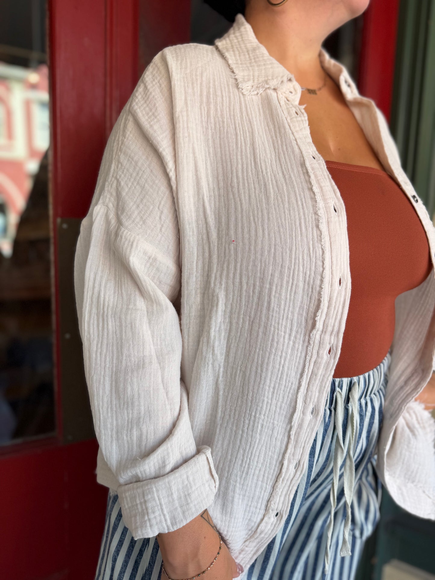 Free Flow – Beige Double Gauze Button Up