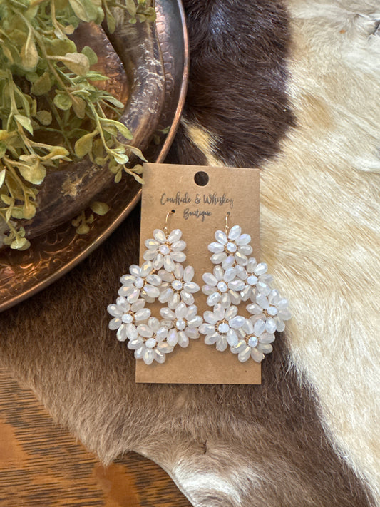 White Daisy Cluster - Earrings