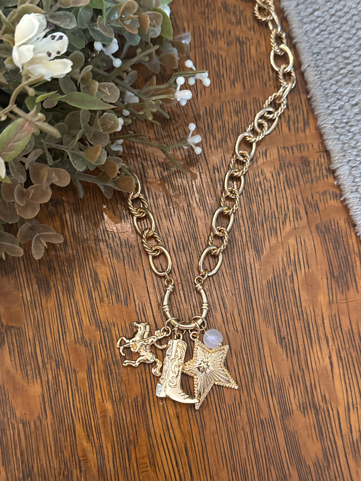 Horseshoe Cluster Charm - Gold Necklace