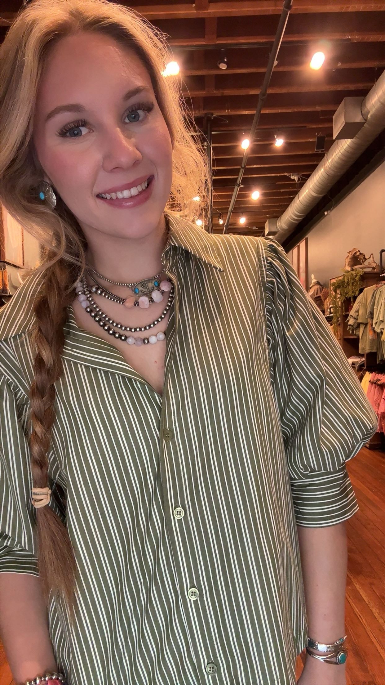Front Porch Fern – Olive Puff Sleeve Top
