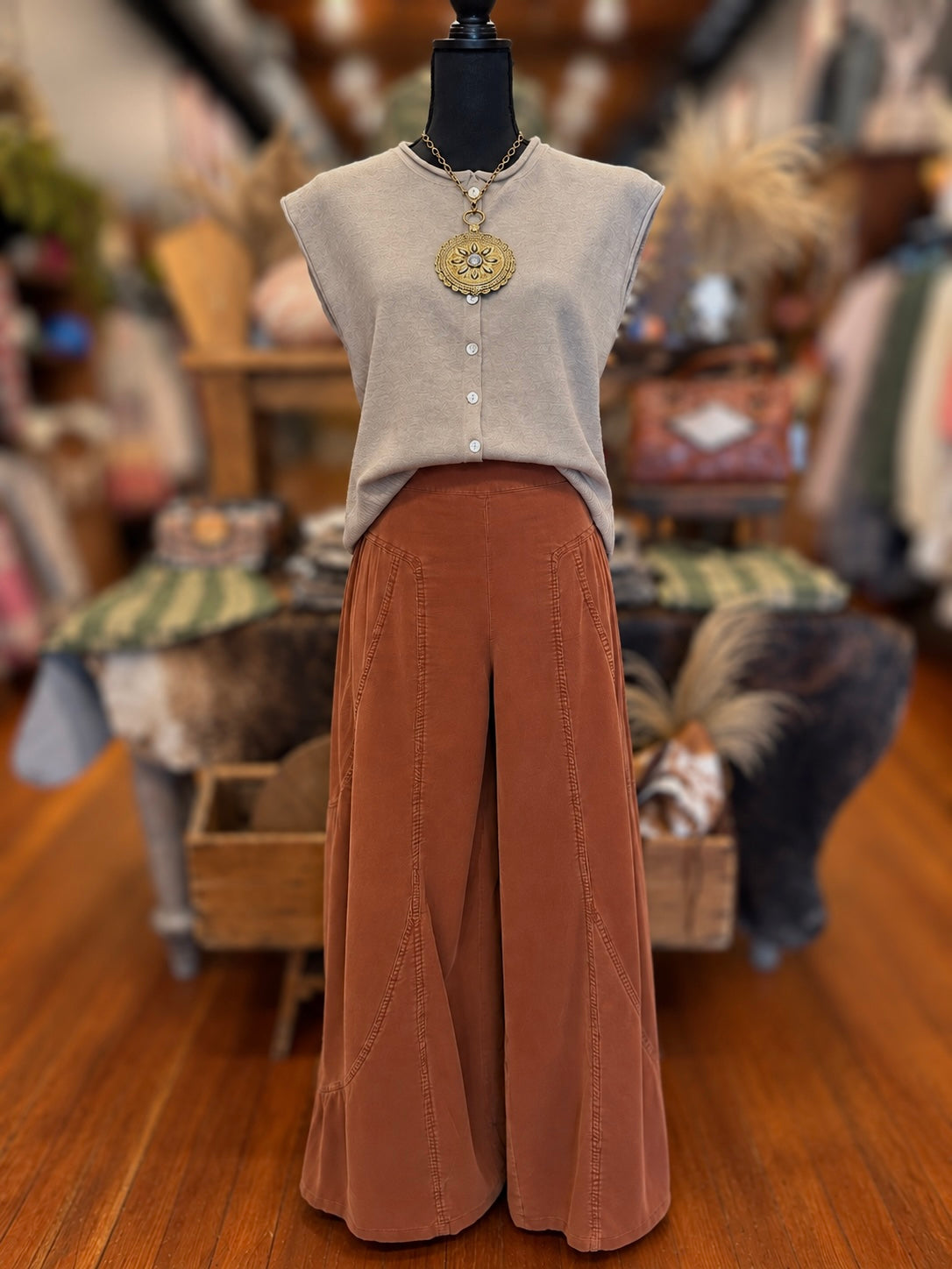 Ramble On – Corduroy Rust Pants
