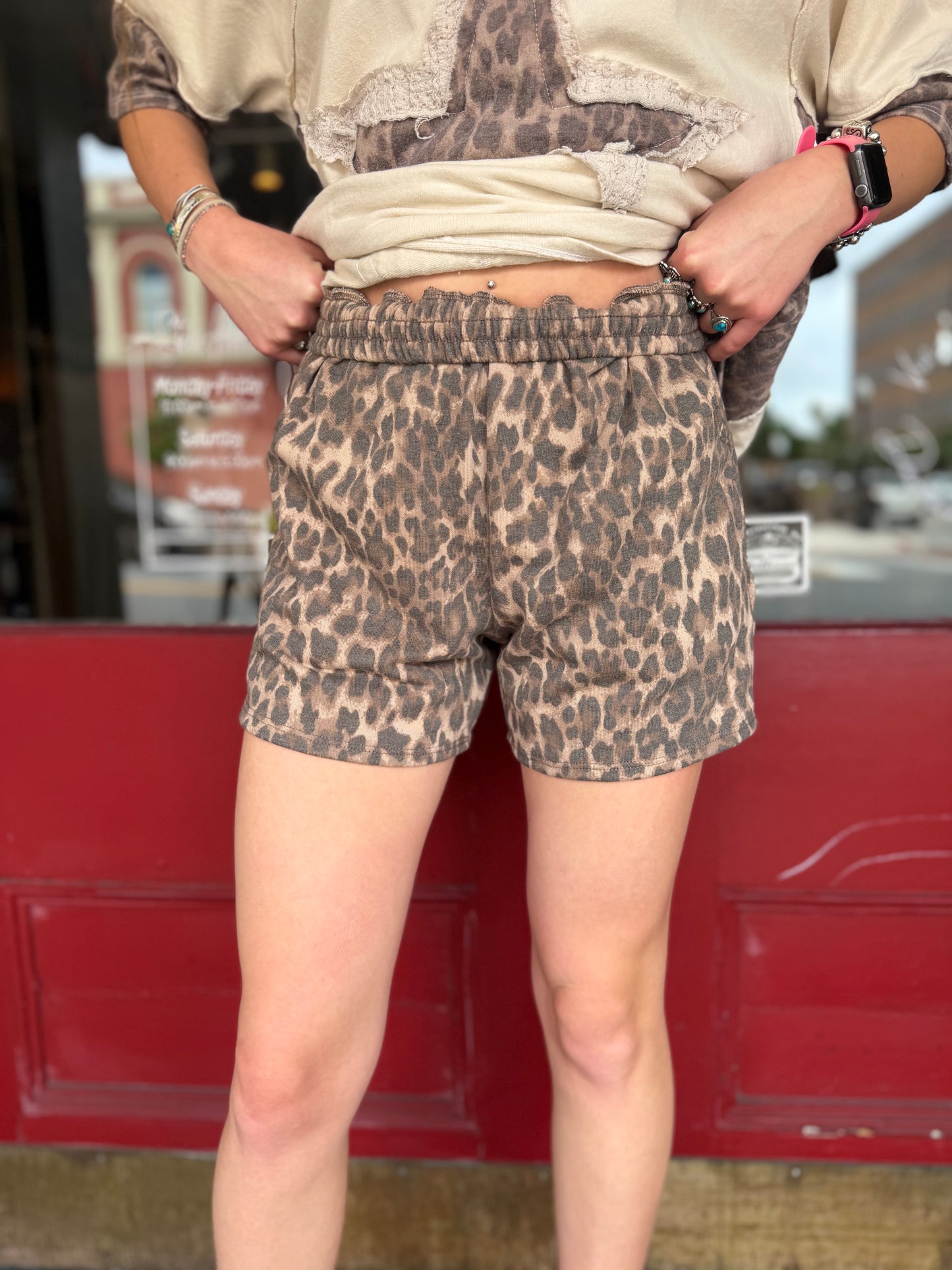 Rust & Roar – Leopard Shorts