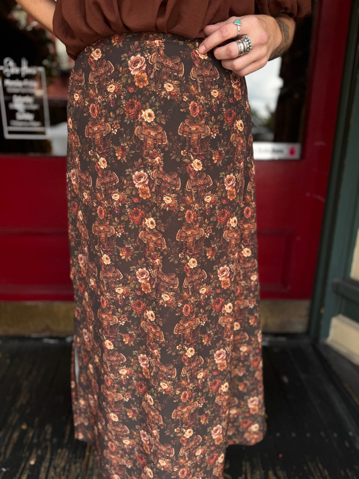 Saddle & Bloom - Black Slit Skirt