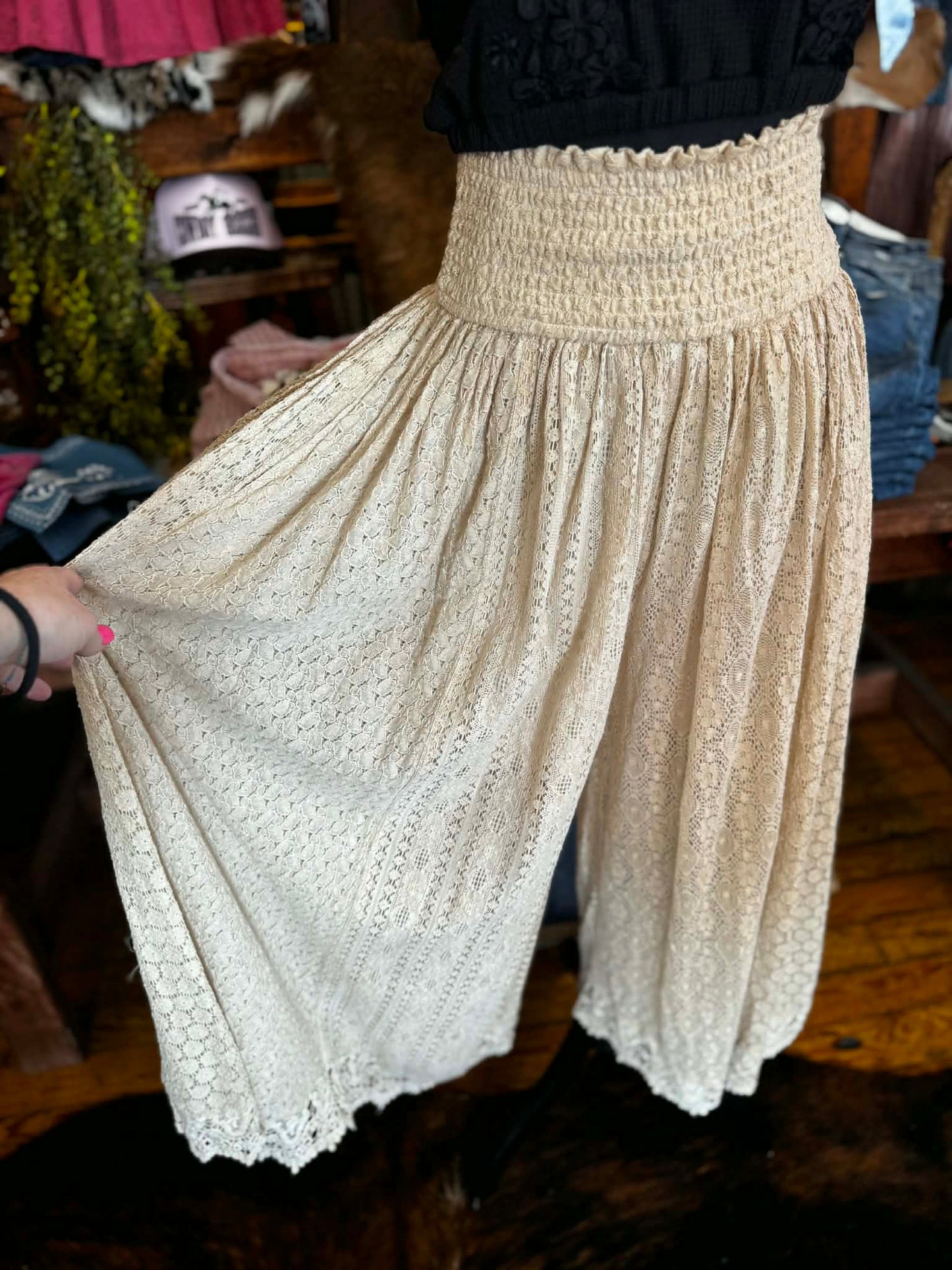 Desert Dream-Flow Lace Trousers