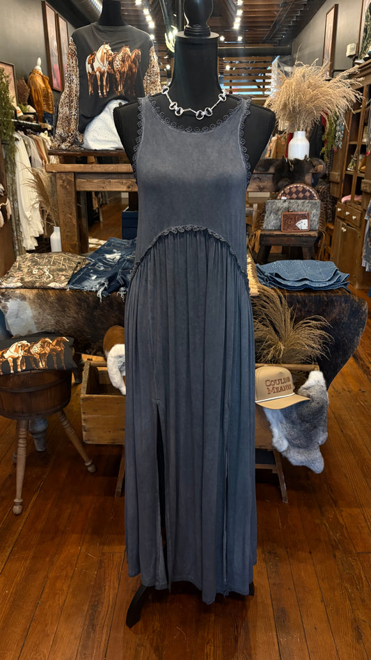 Mountain Mist – Dusty Blue Maxi Dress