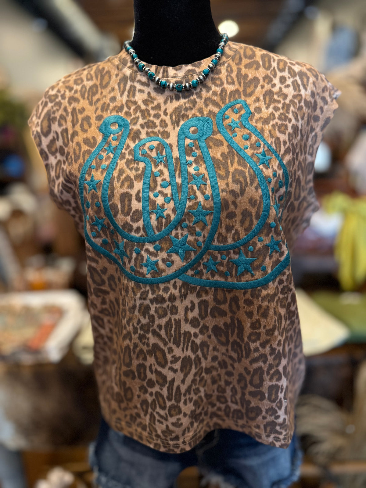 Lucky in Teal – Cheetah Muscle Tank