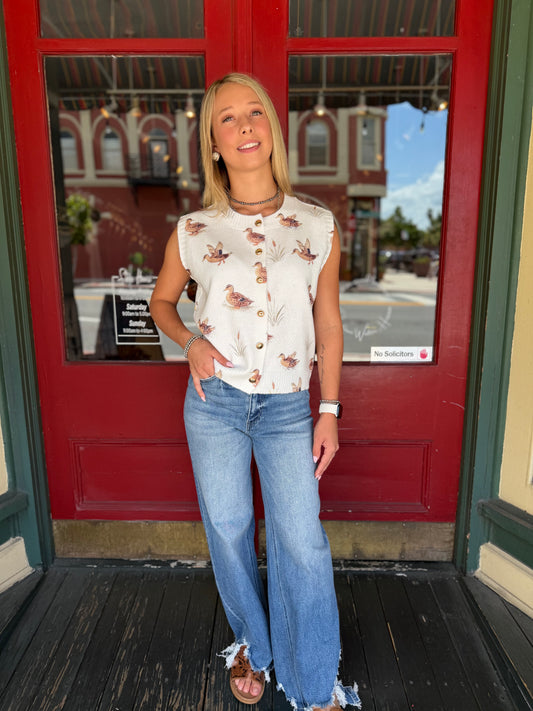 Morning Flight – Ivory Sweater Vest