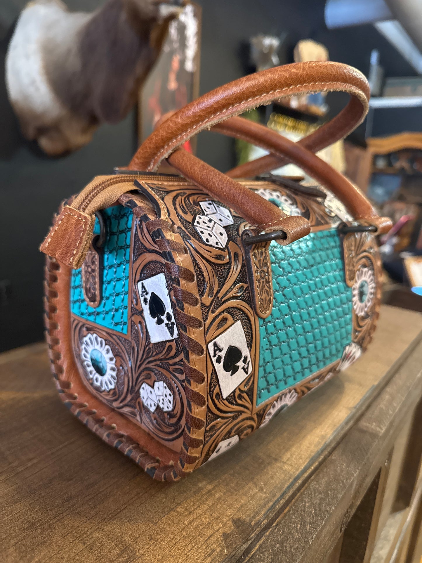 Gamble it - Cowhide/Teal Small Speedy