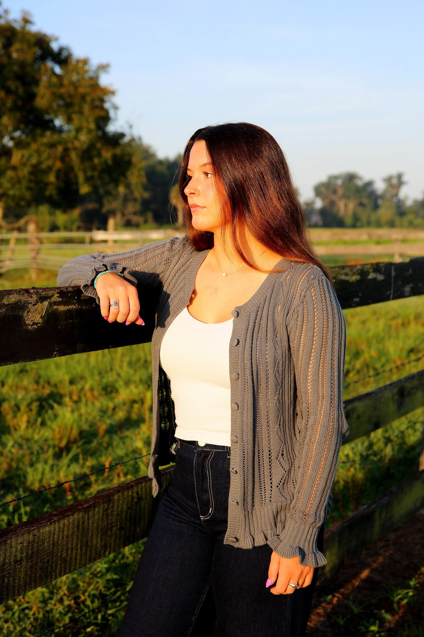 Smoky Mountain – Blue Ruffle Knit Cardigan