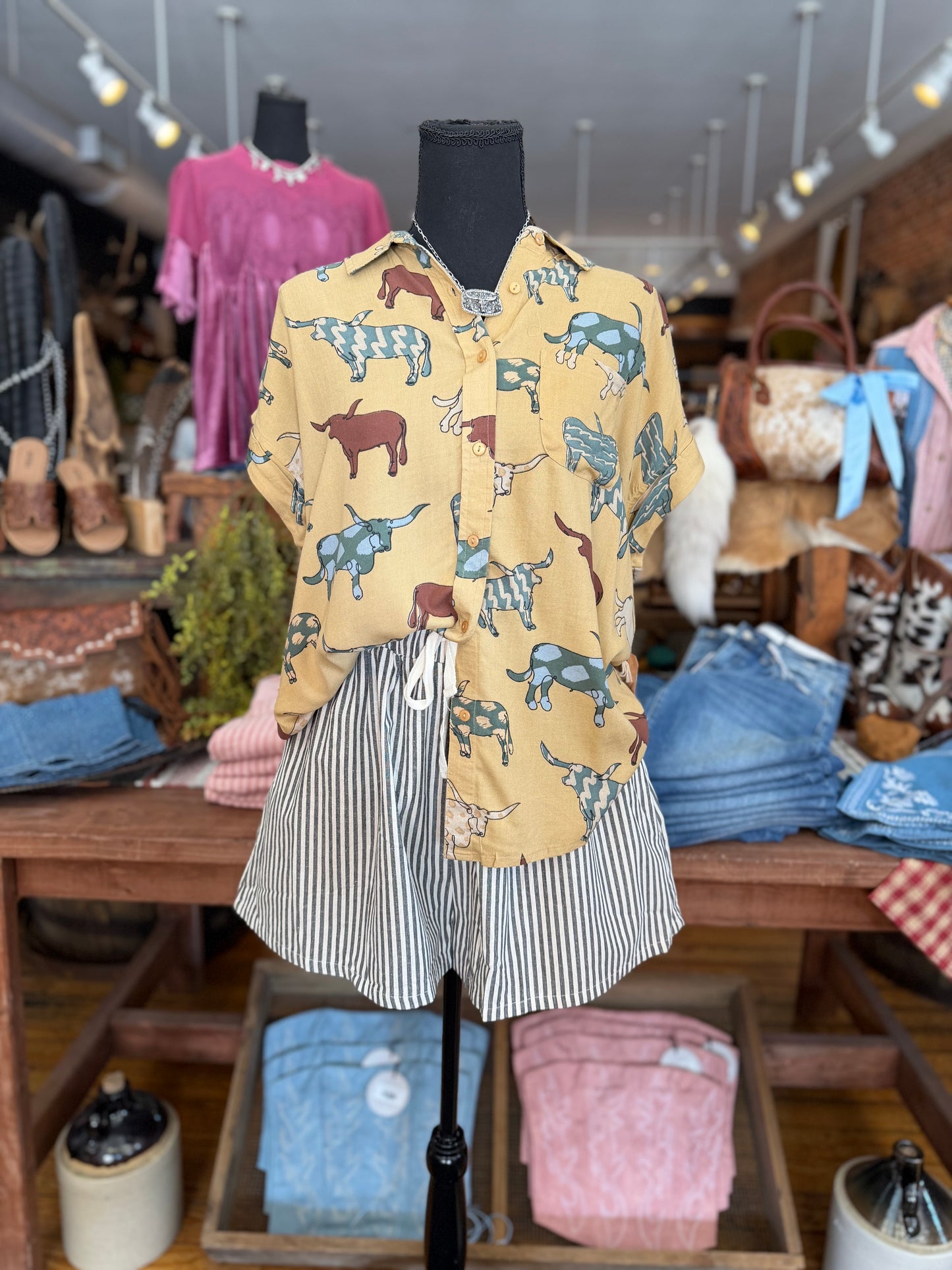 Longhorn Patch – Mustard Top