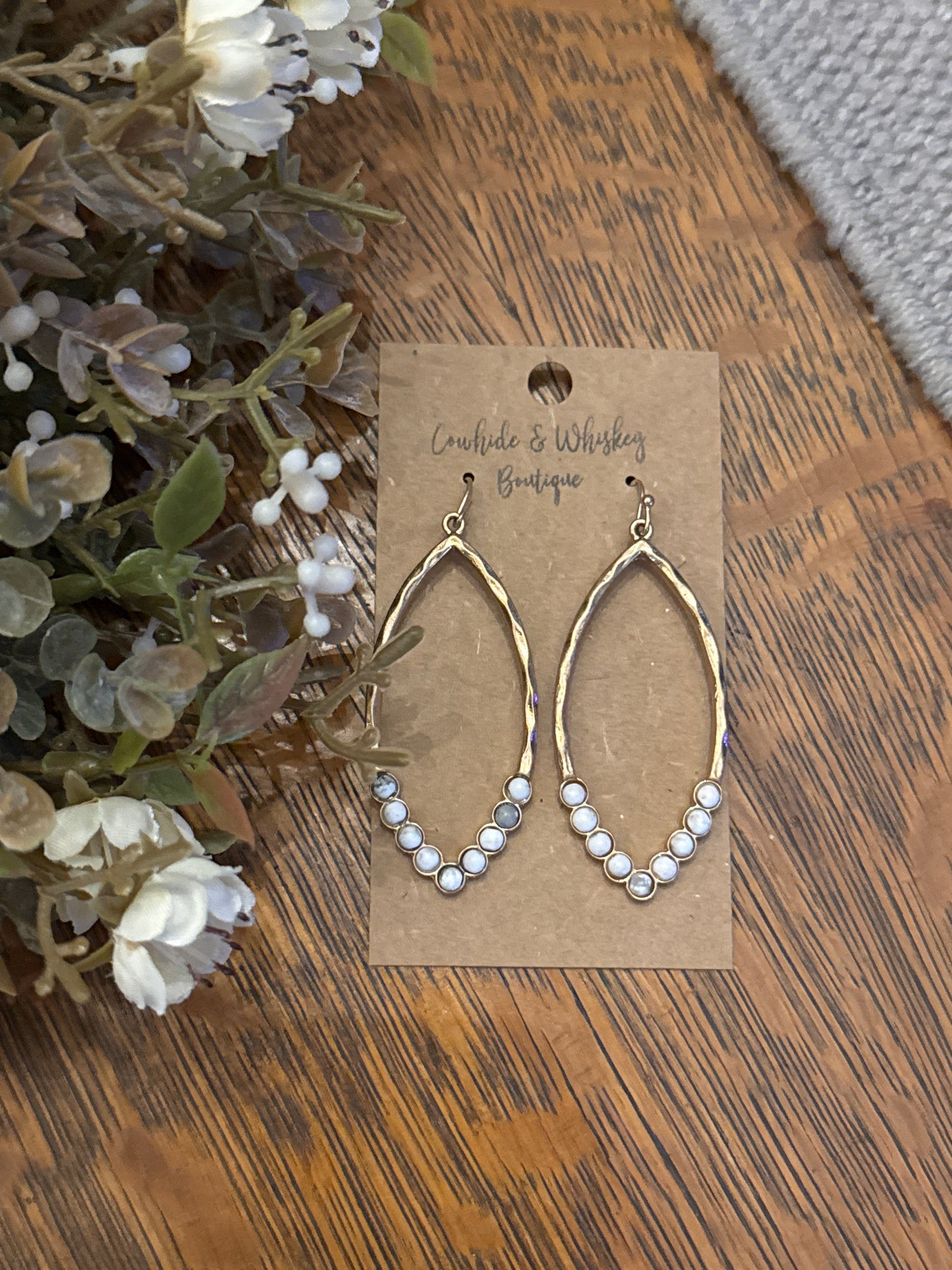 Howlite Dipped - Gold Earrings
