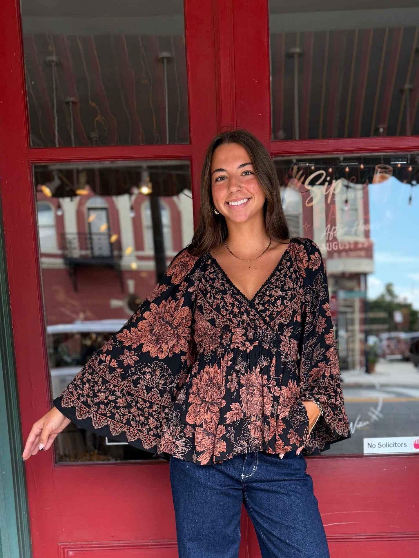Cinnamon Flora – Bell Sleeve Top