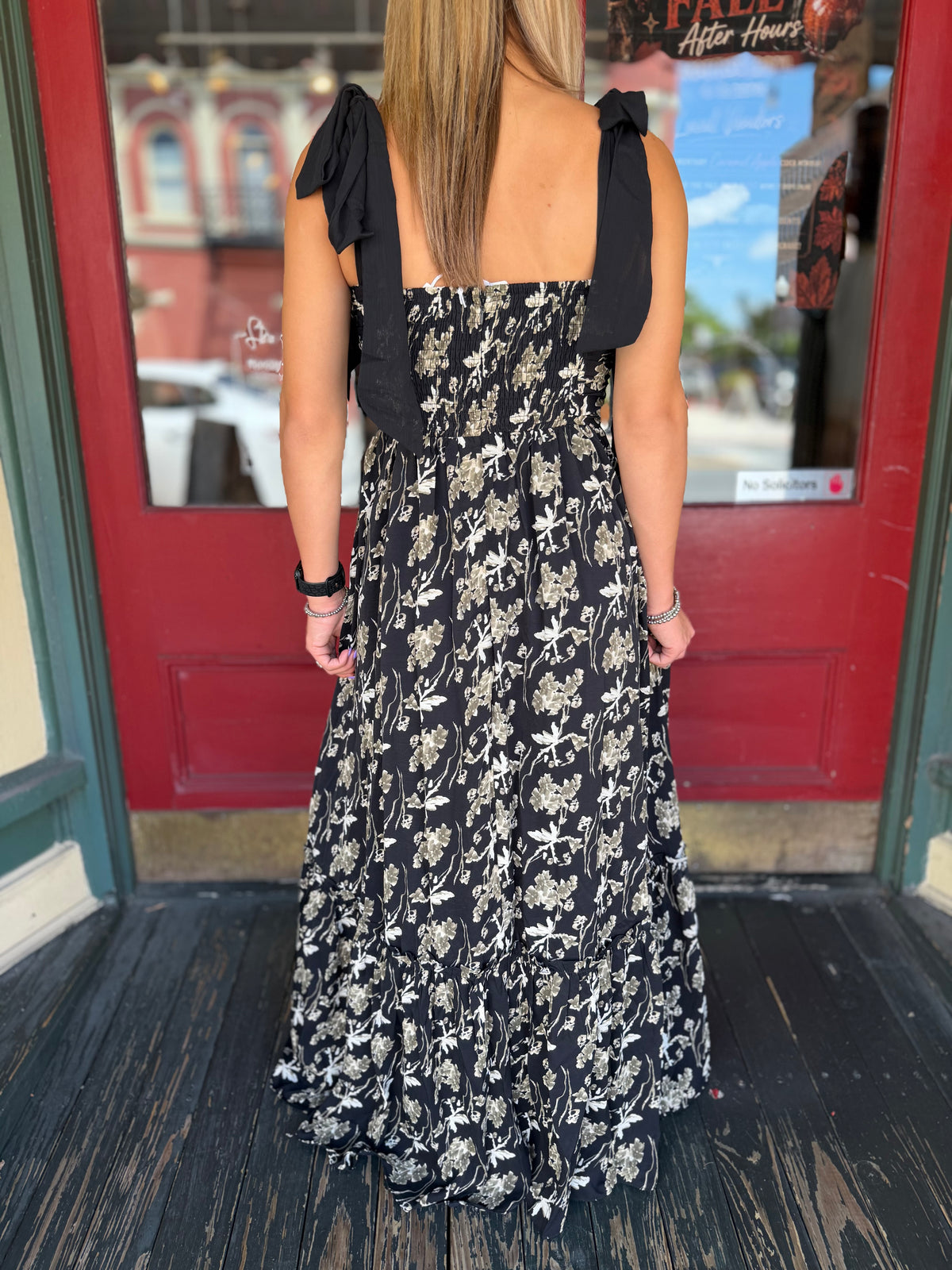 Secret Garden – Black Floral Maxi Dress