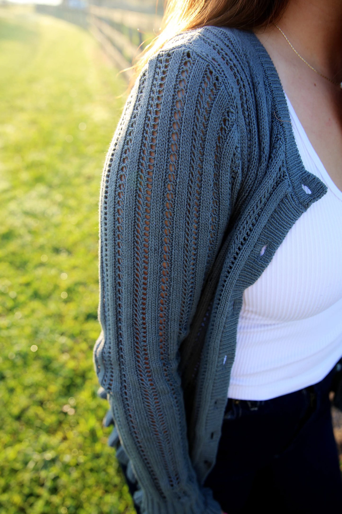 Smoky Mountain – Blue Ruffle Knit Cardigan