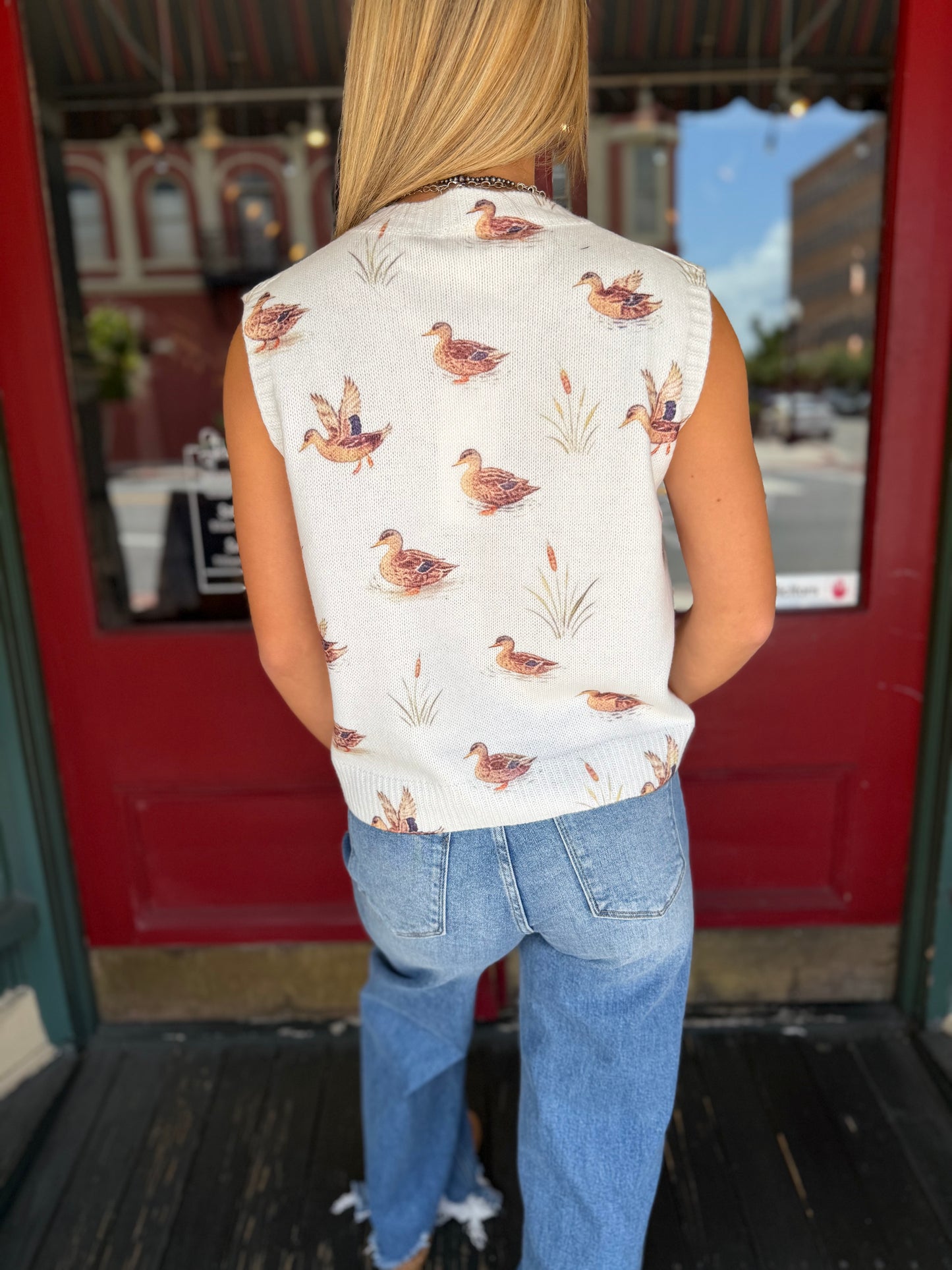 Morning Flight – Ivory Sweater Vest