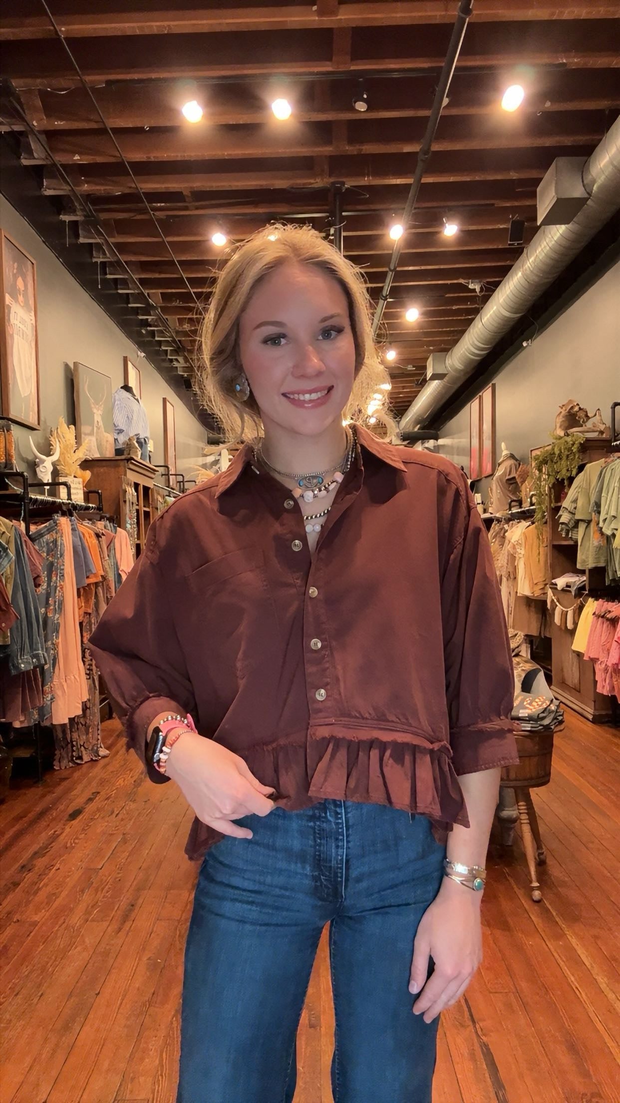 Wine Horizon – Ruffle Hem Shirt