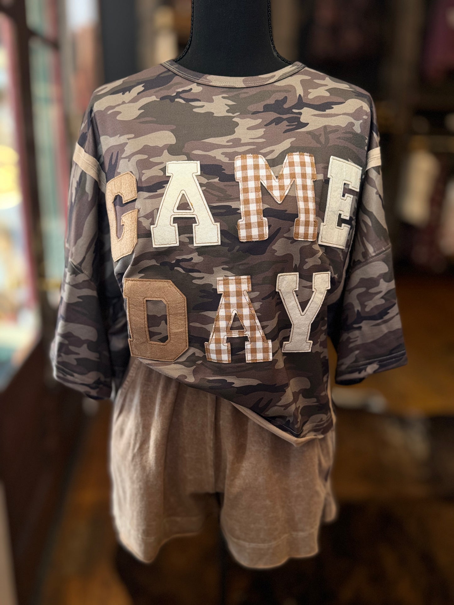 Kickoff Country – Camo Top