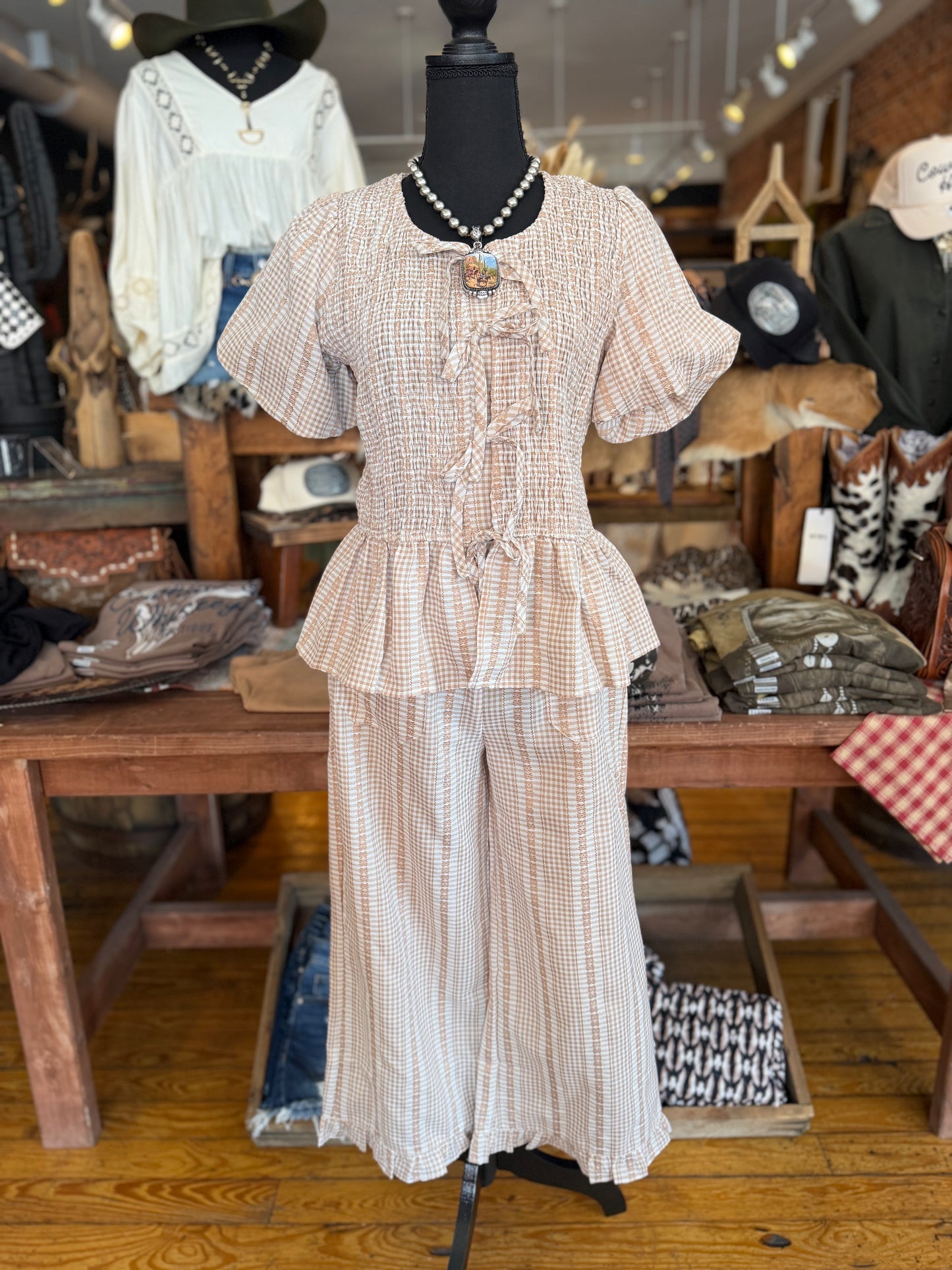 Prairie Cream – Bubble Sleeve Top