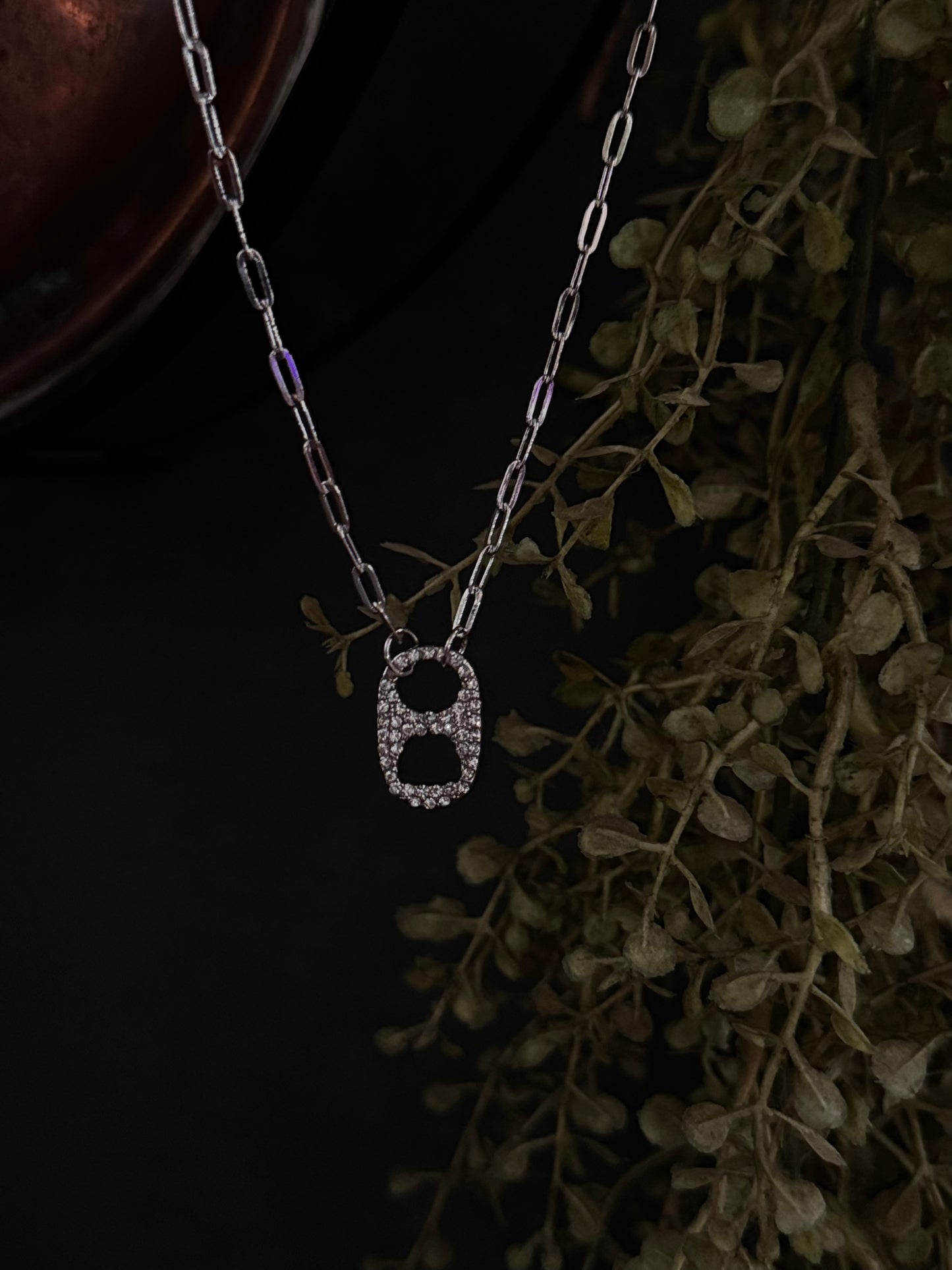 Glitzy Tab - Silver Necklace