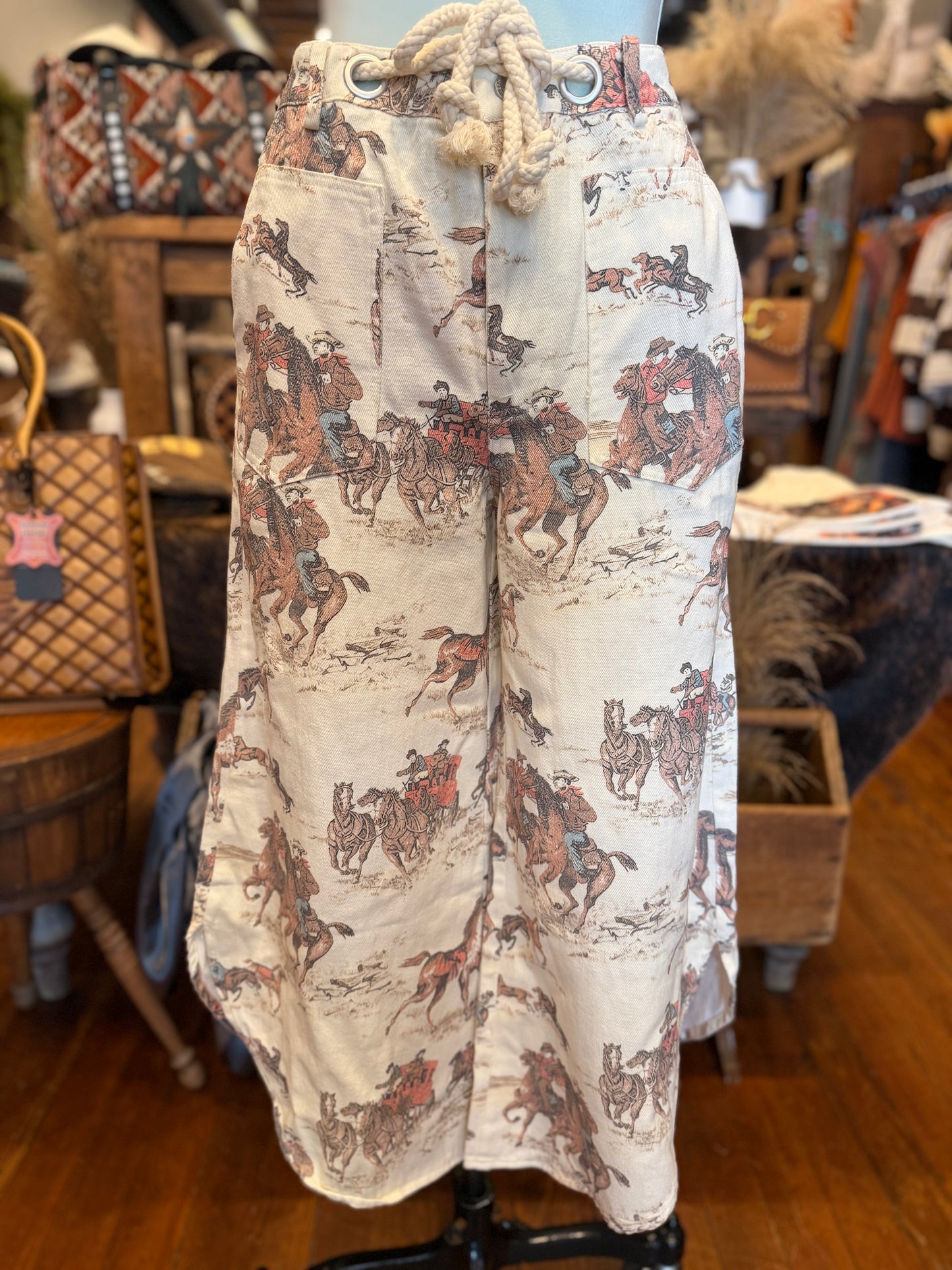 Wagon Wheel – Western Printed Drawstring Stirrup Pants