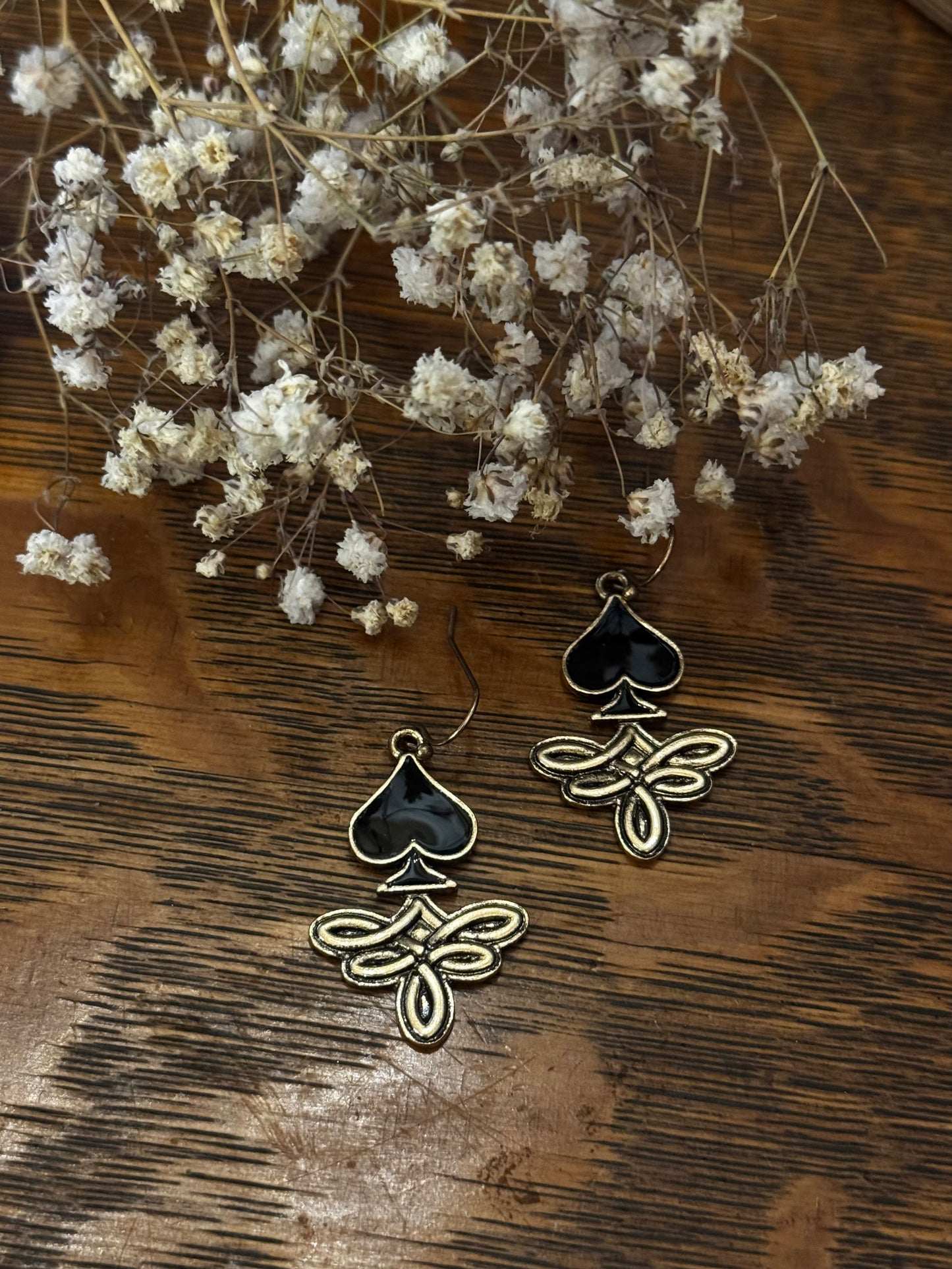 Antique Spade - Earrings