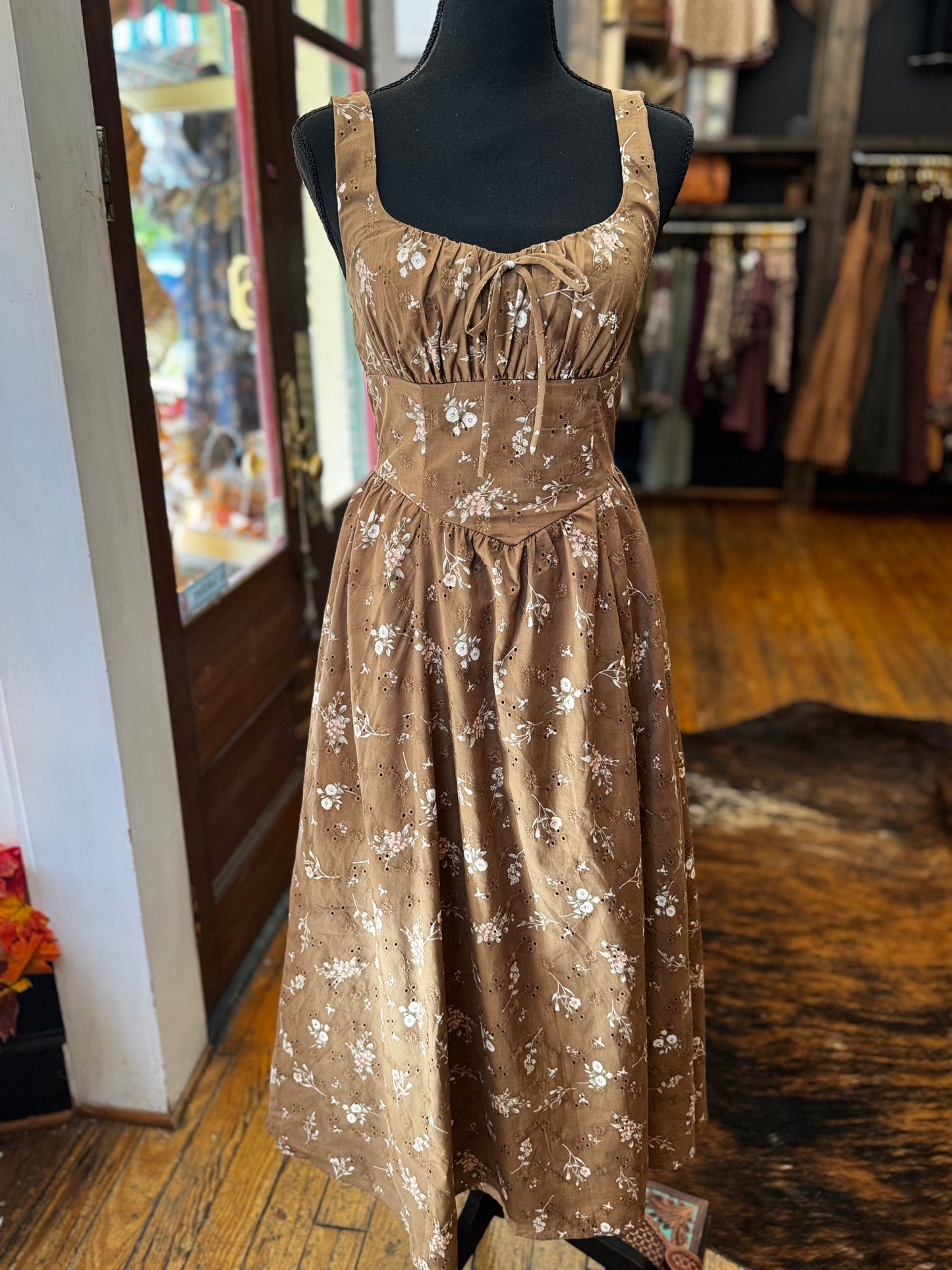 Romantic Ranch – Brown Eyelet Dress