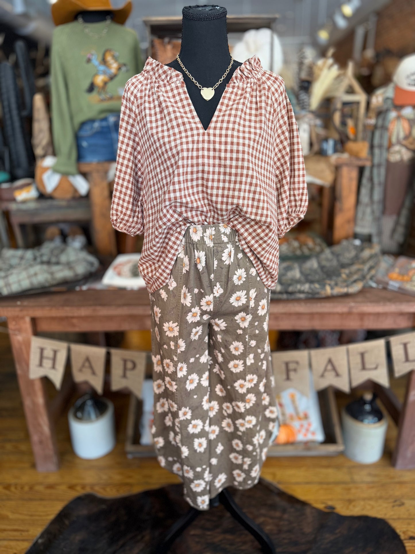 Daisy Patch – Mocha Floral Pants