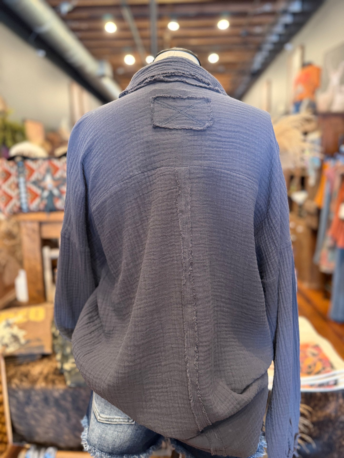 Free Flow – Ash Grey Double Gauze Button Up