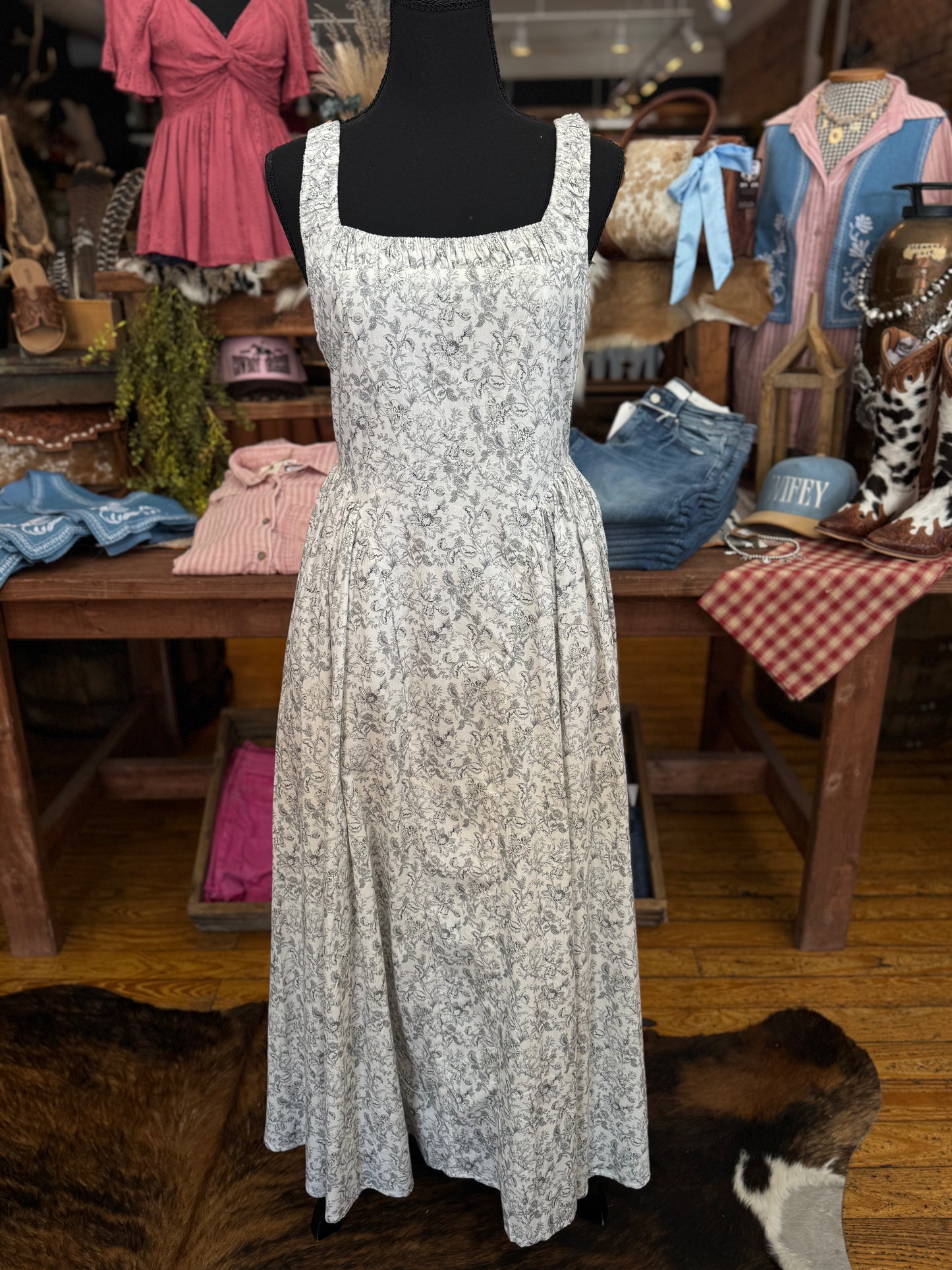 Shadowflower – Maxi Dress