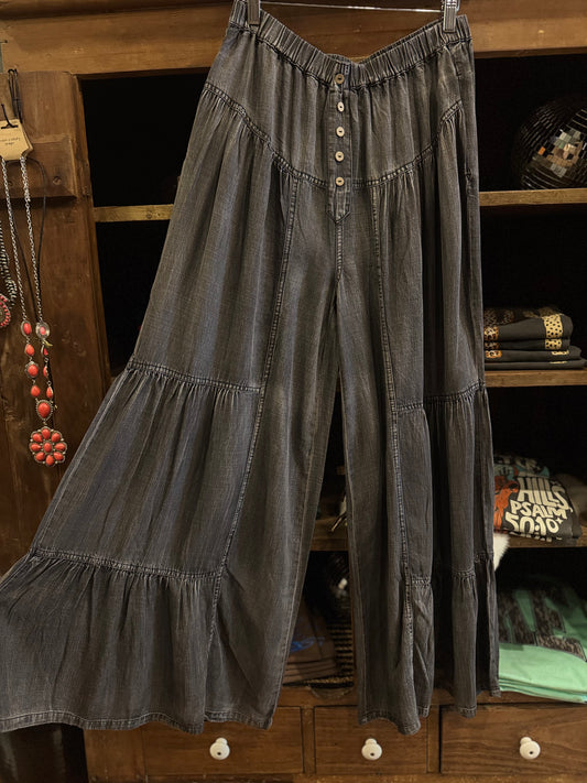 Cedar Road – Washed Chambray Tiered Wide Leg Pants