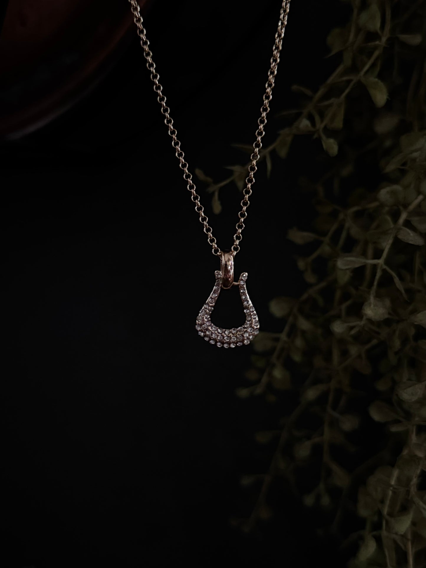 Stirrup Glam - Gold Necklace