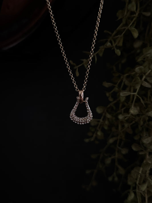 Stirrup Glam - Gold Necklace