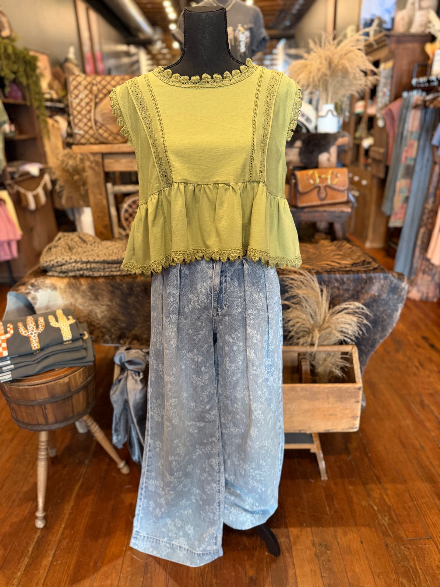 The Rowan’s – Floral Light Wash Denim