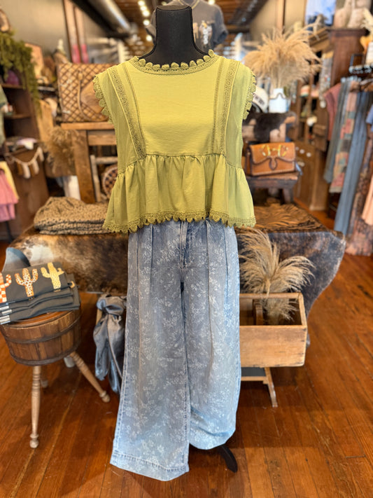 The Rowan’s – Floral Light Wash Denim