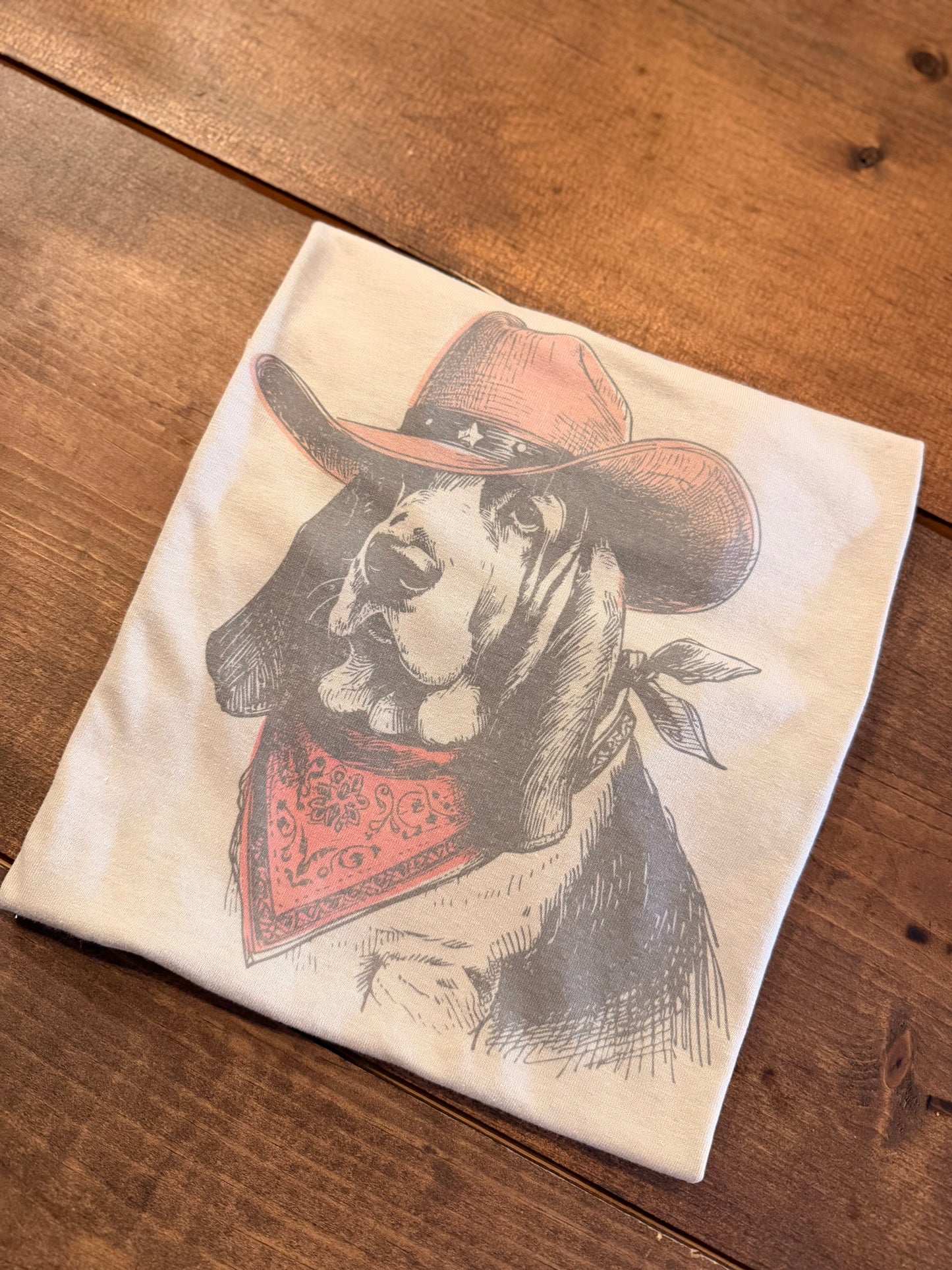 Western Basset Hound – Sand Graphic Tee