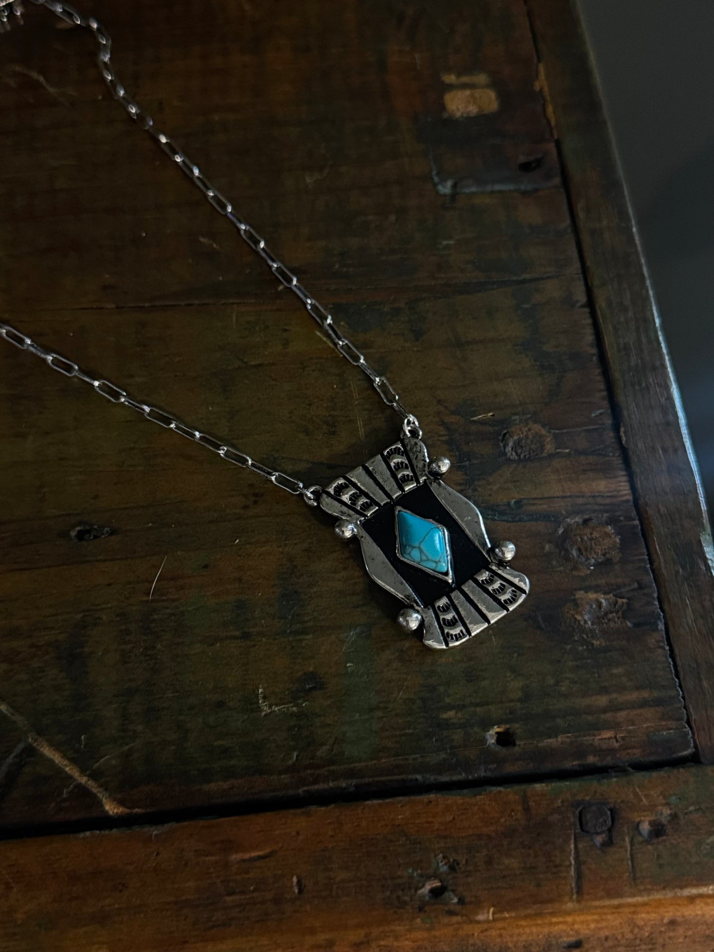 Geo Scoll - Necklace