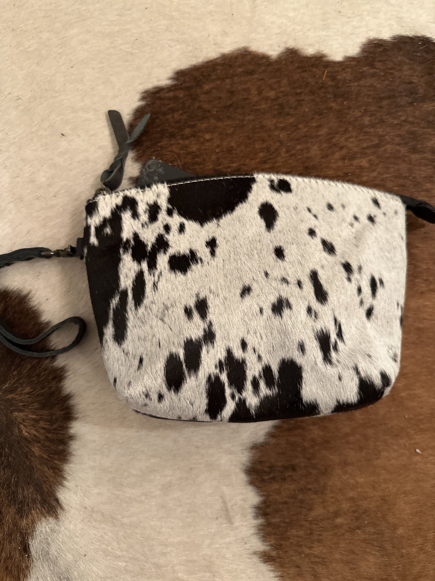 Missy Mud - Cosmetic/Wristlet Bag