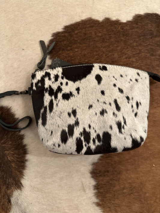 Missy Mud - Cosmetic/Wristlet Bag