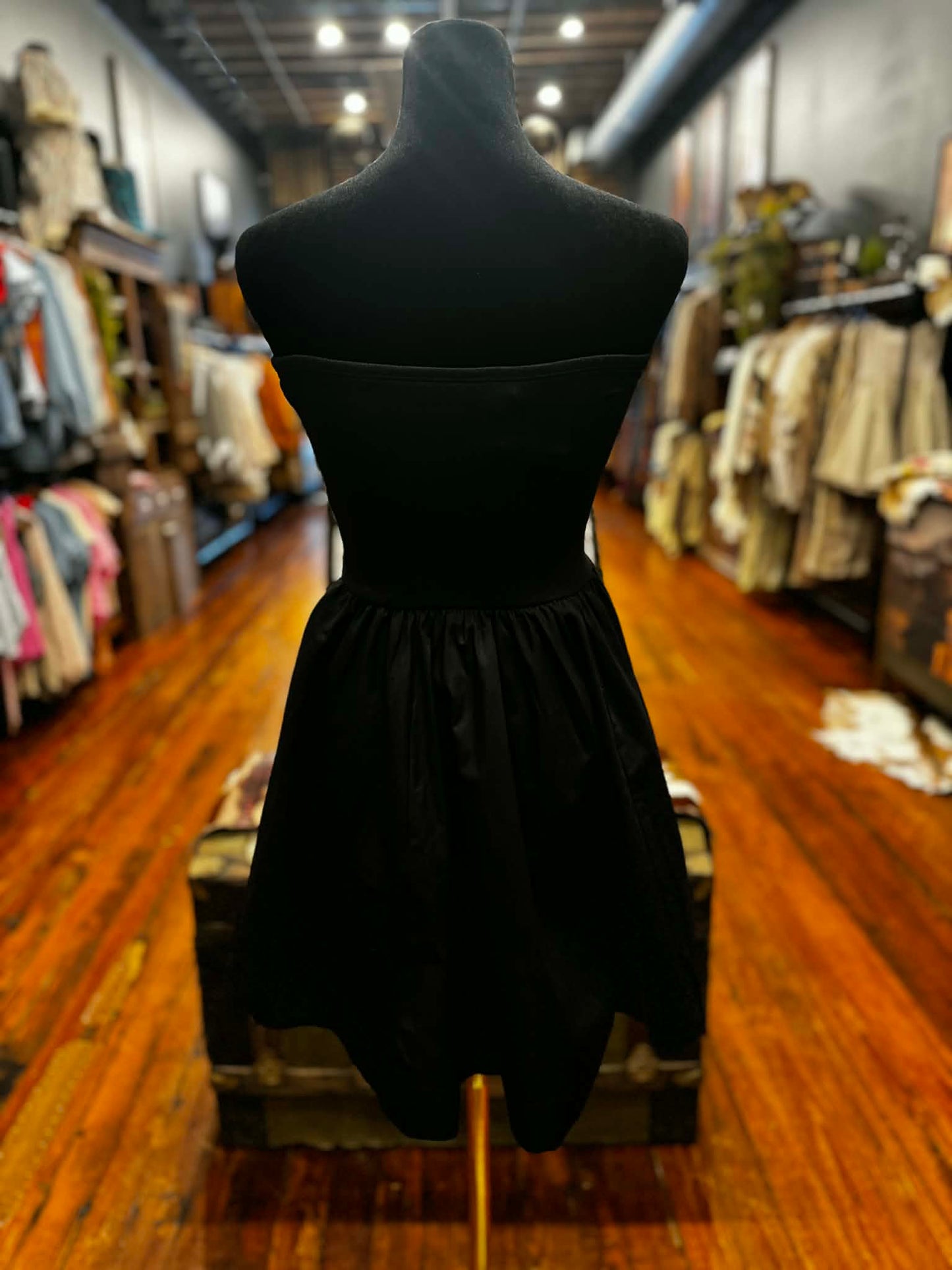 Barefoot Darling – Black Mini Dress