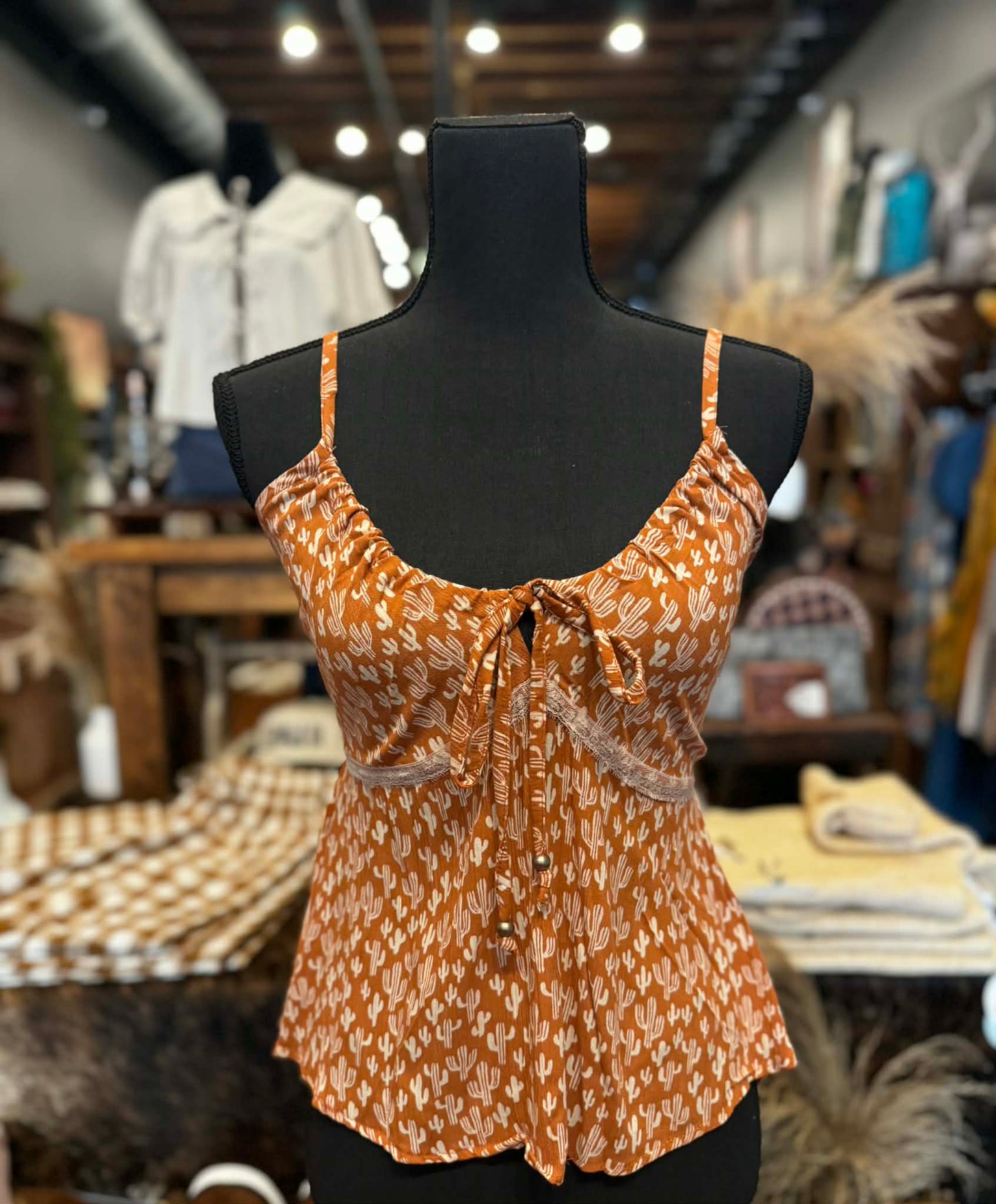 Saddle Side Cactus Lace Tie-Front Tank