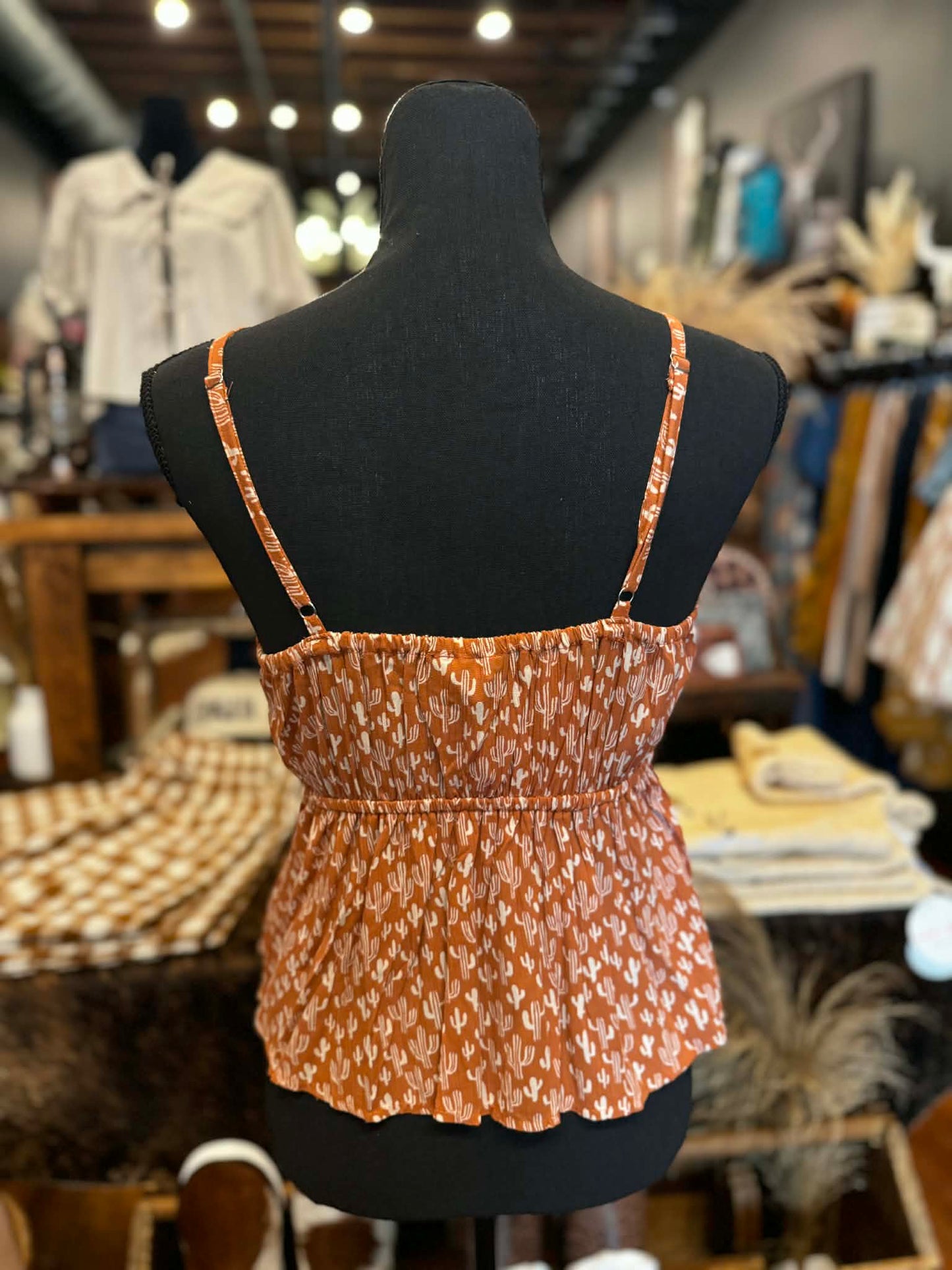 Saddle Side Cactus Lace Tie-Front Tank