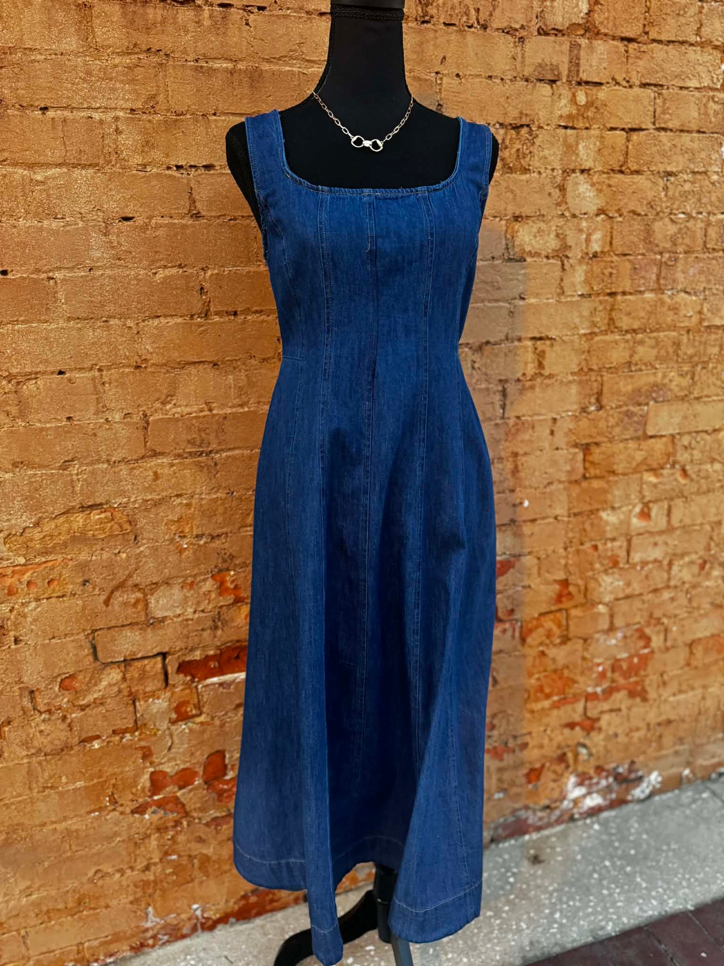Sweet Line-Denim Midi Dress