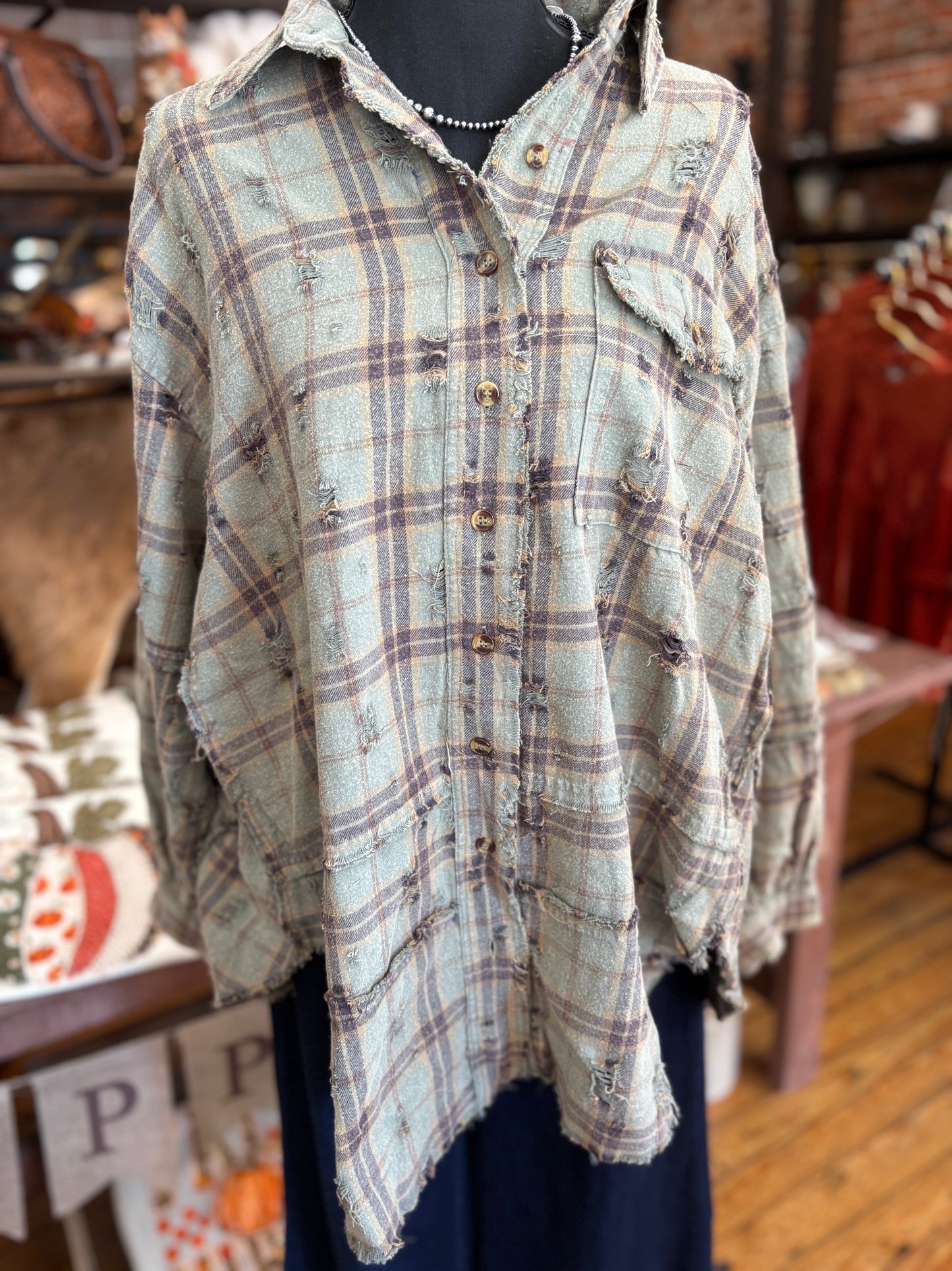 Weathered Cottage – Dust Sage Plaid Flannel