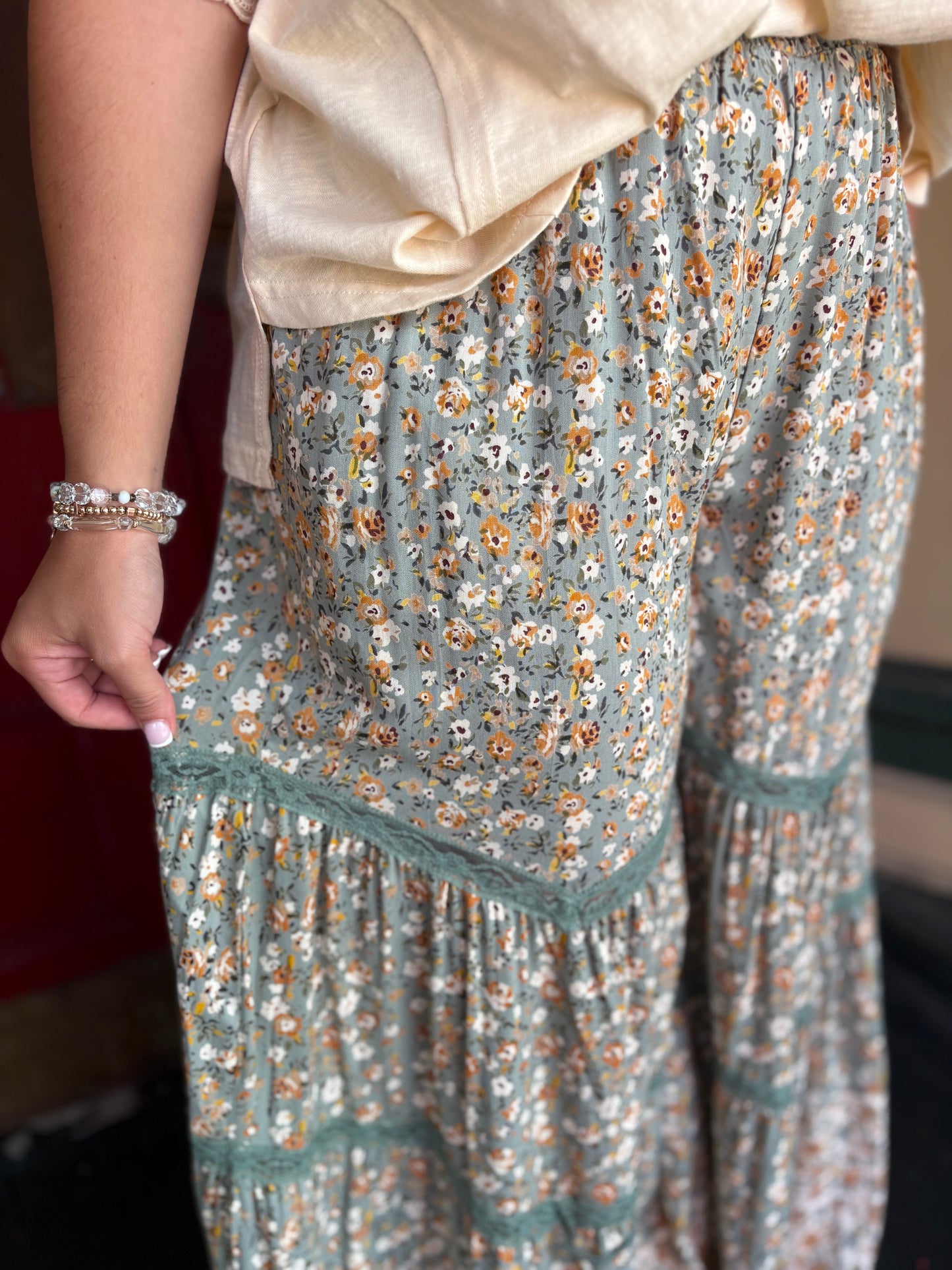 Romantic Garden – Sage Floral Pants