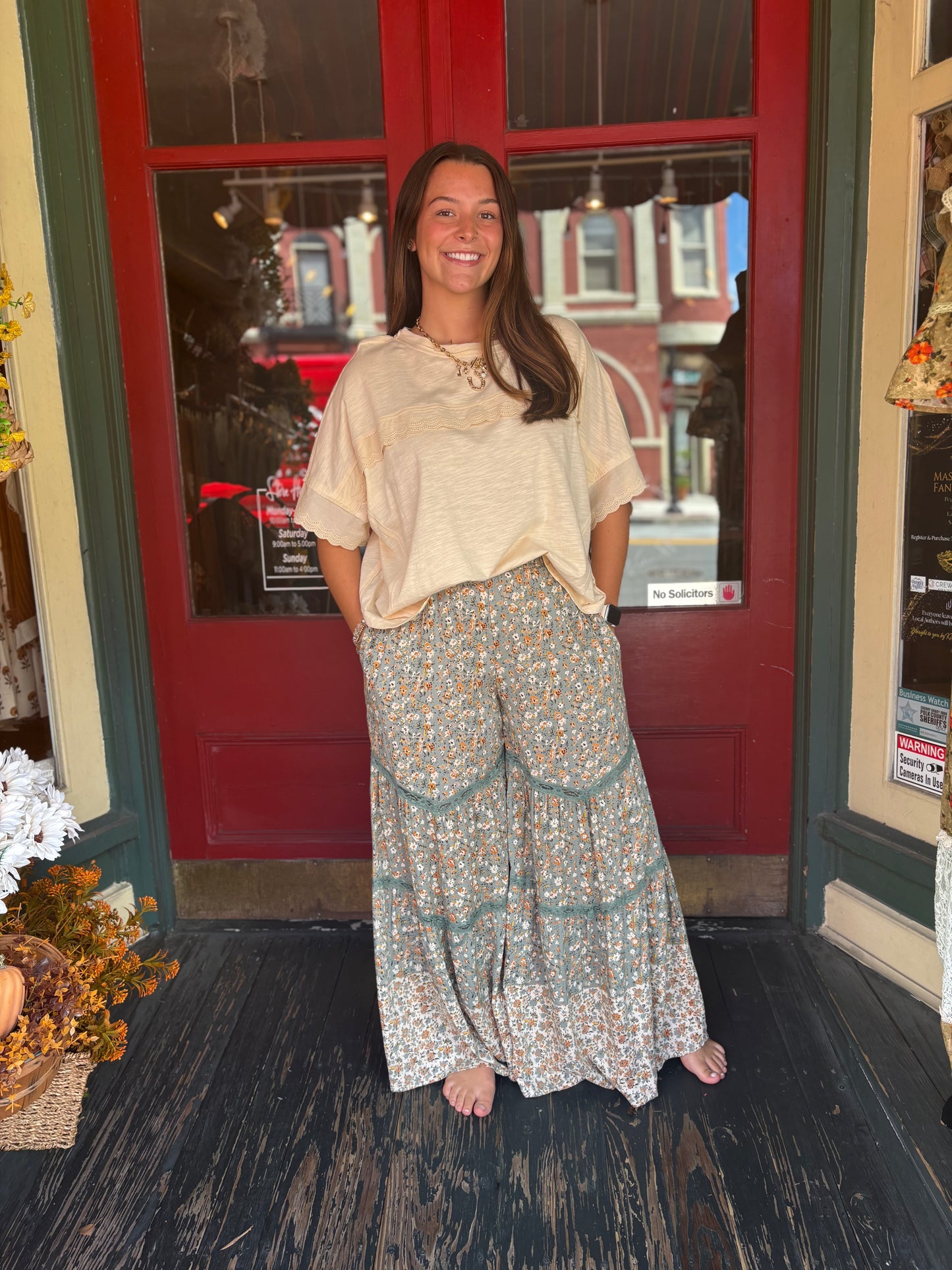 Romantic Garden – Sage Floral Pants