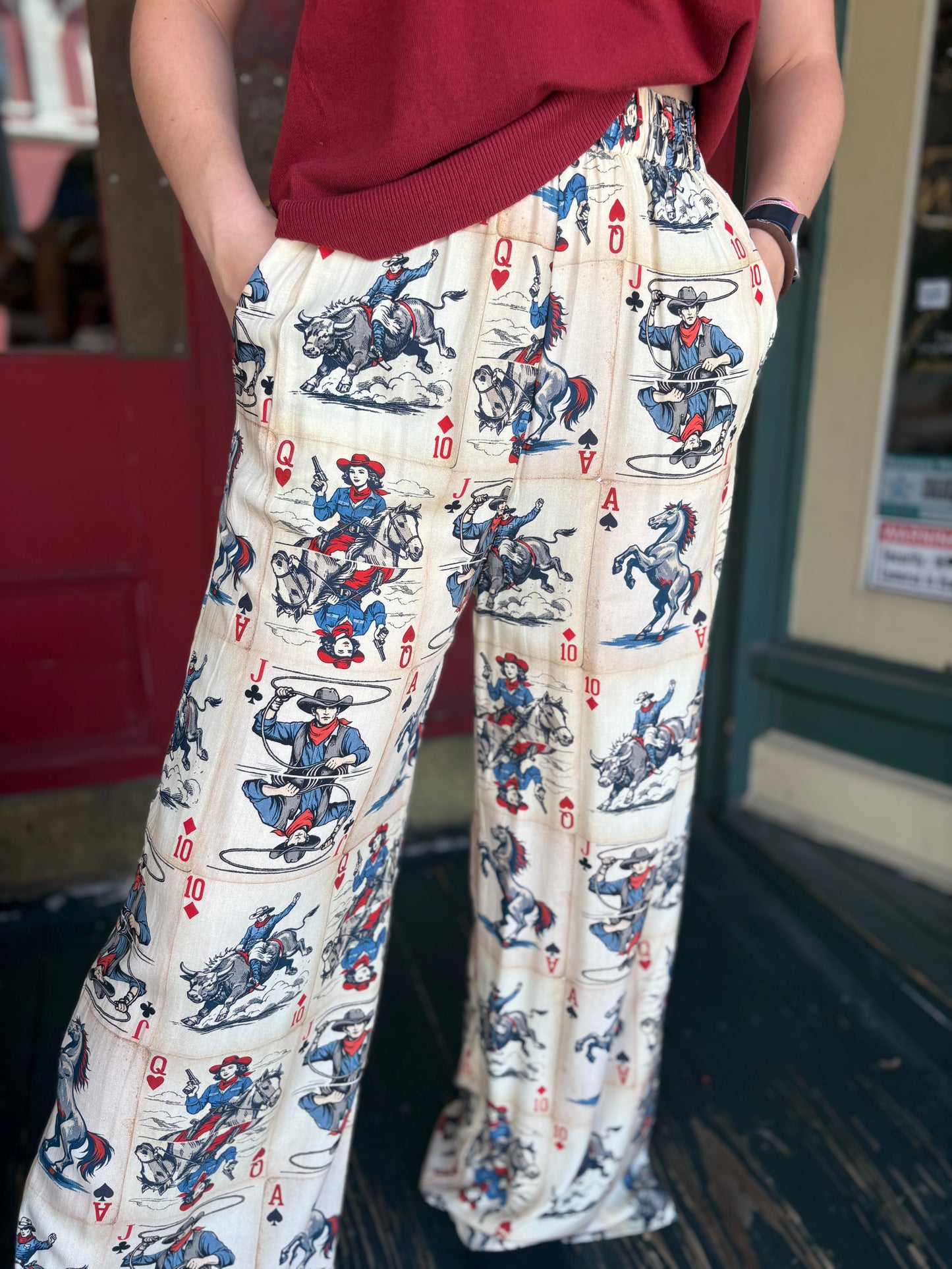 Play Your Cards – Beige Pants