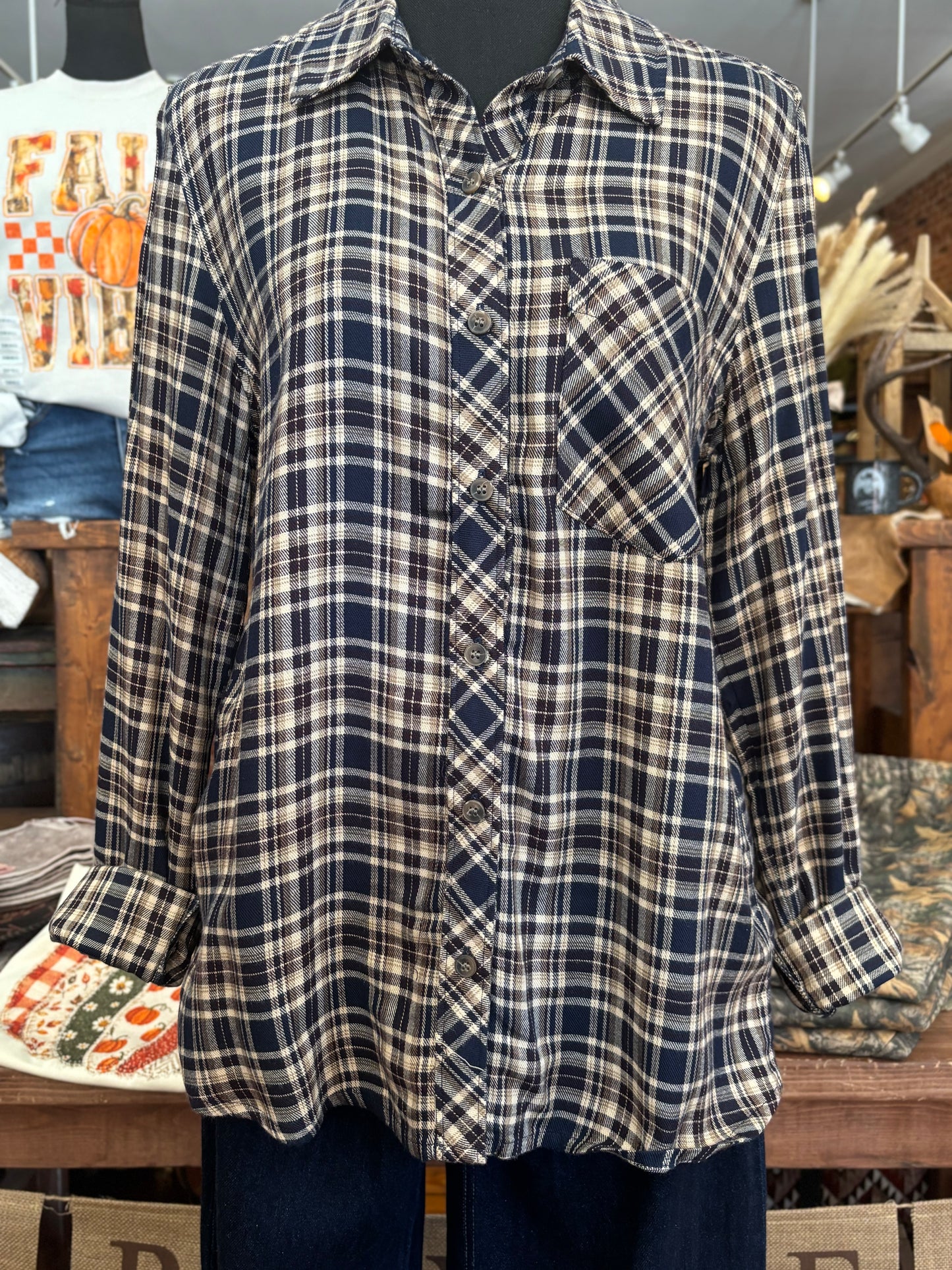 Buckskin Blue – Navy Plaid Flannel