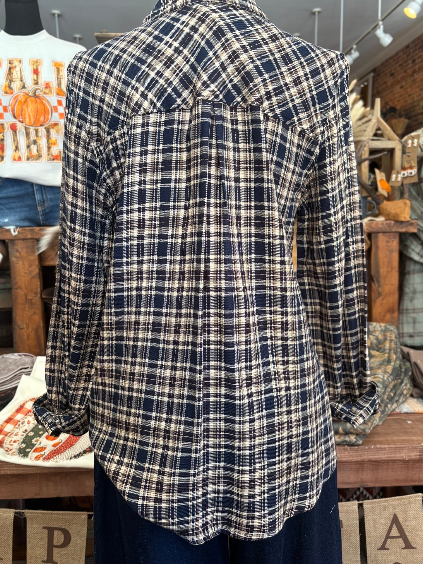 Buckskin Blue – Navy Plaid Flannel