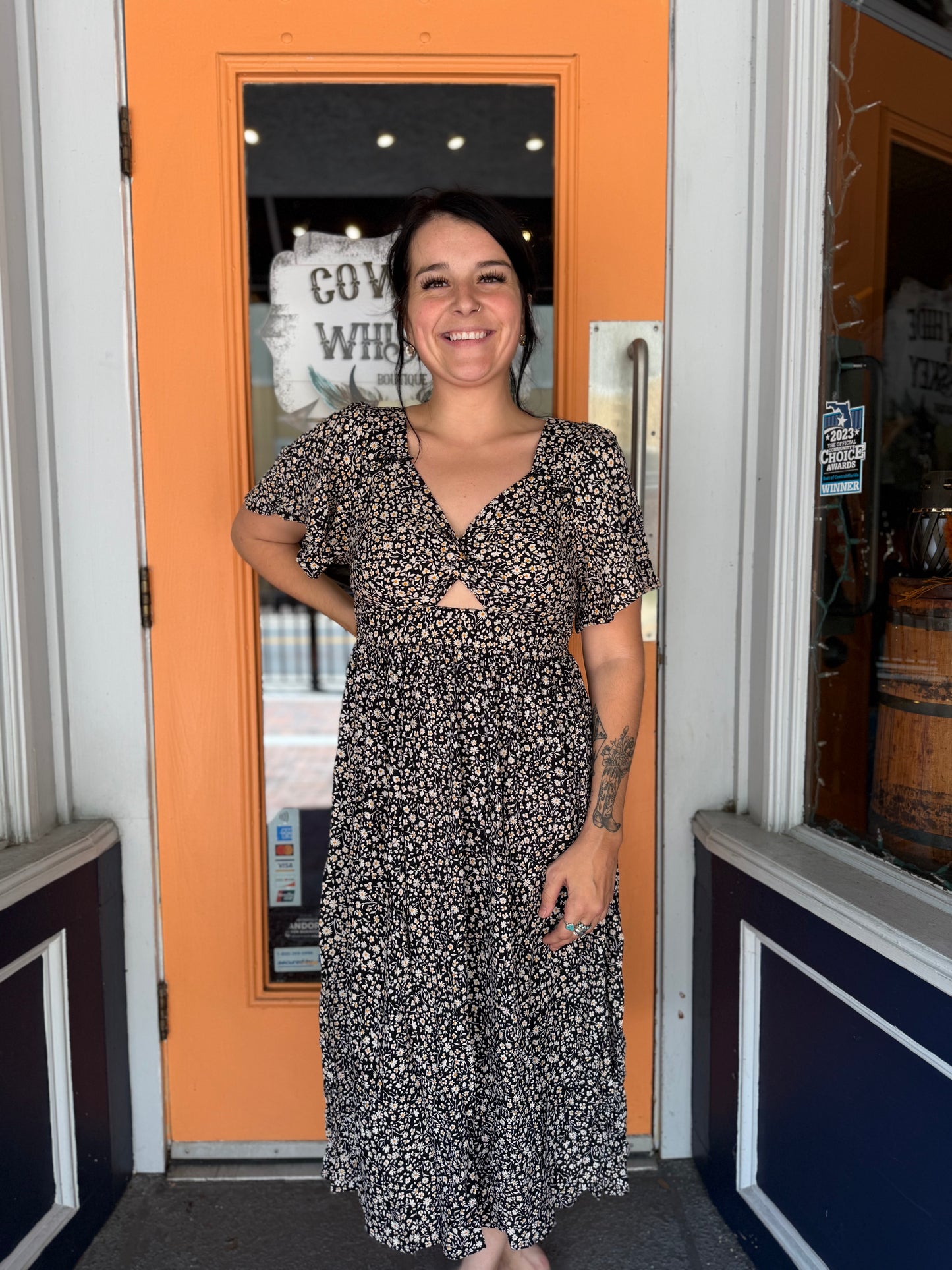 Daisy After Dark – Black Maxi Dress
