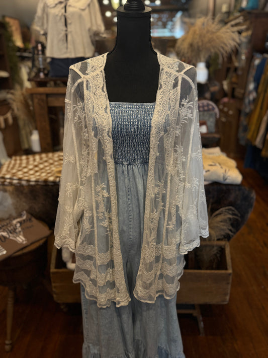 Frontier Lace – Embroidered Kimono